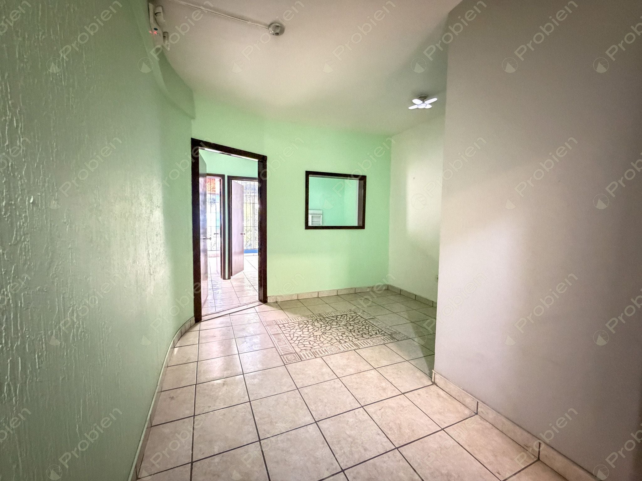 Oficinas o consultorios en renta en Calle Cuarta Díaz Mirón, Zona Centro de Tijuana - Foto 12 de 14