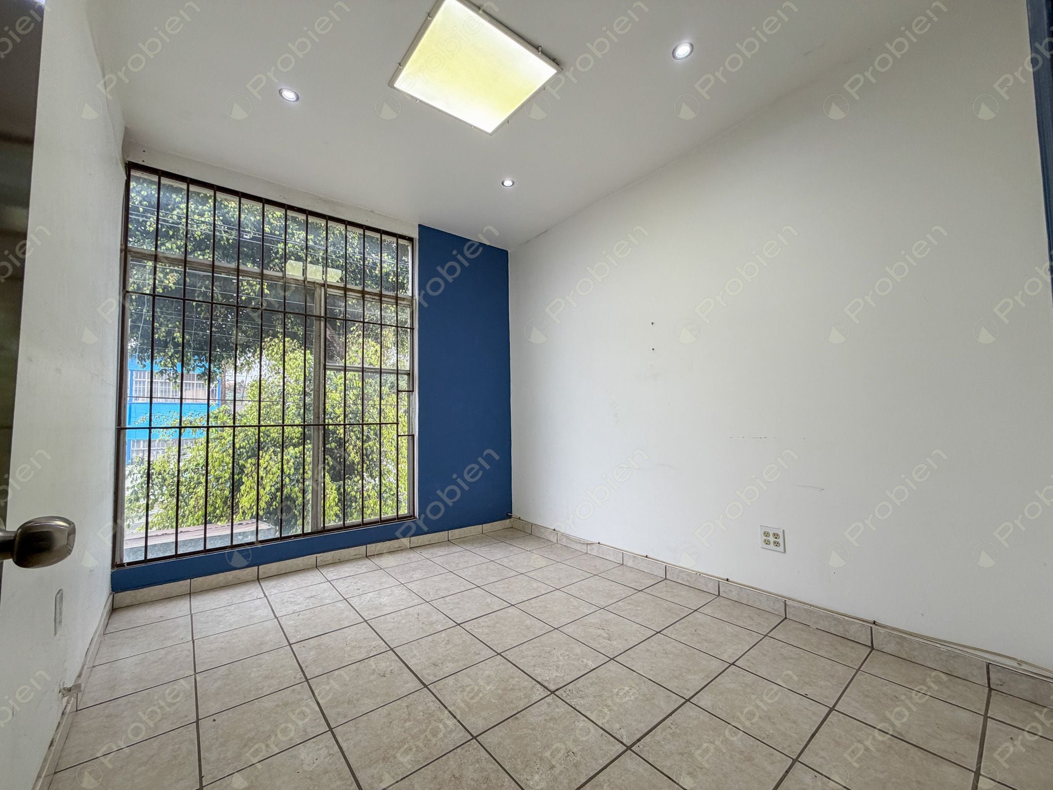 Oficinas o consultorios en renta en Calle Cuarta Díaz Mirón, Zona Centro de Tijuana - Foto 3 de 14