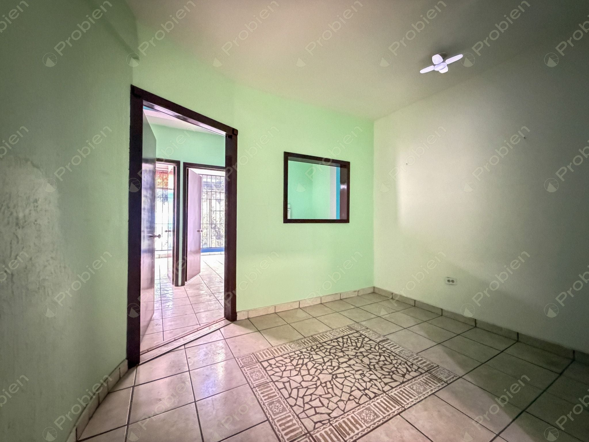 Oficinas o consultorios en renta en Calle Cuarta Díaz Mirón, Zona Centro de Tijuana - Foto 7 de 14