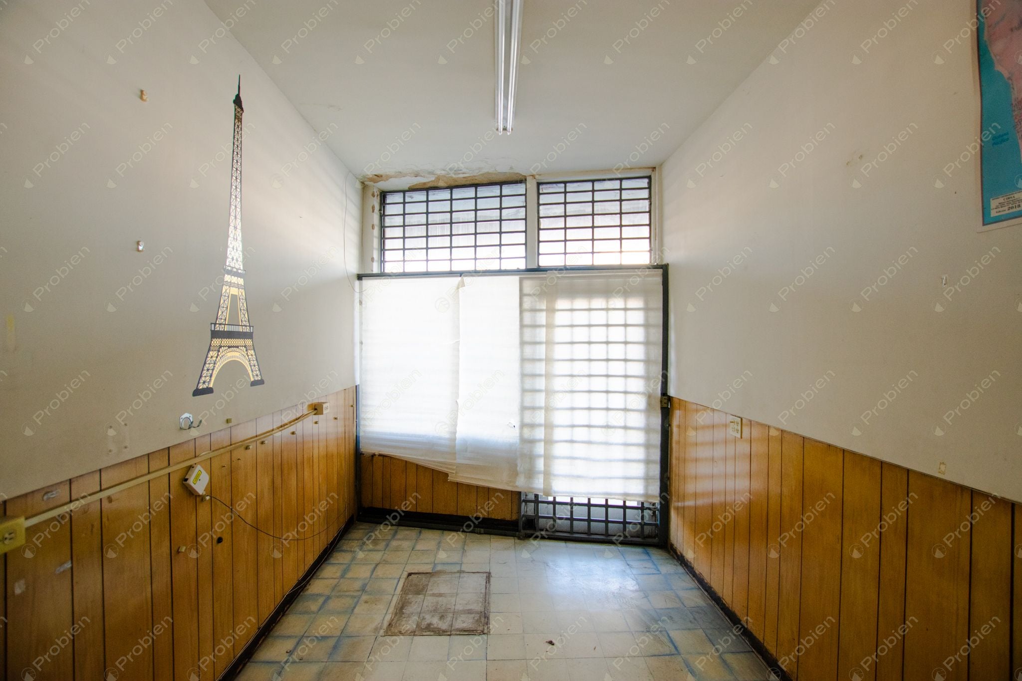 Local comercial en renta sobre Blvd. Agua Caliente, Tijuana, con amplio frente - Foto 2 de 13