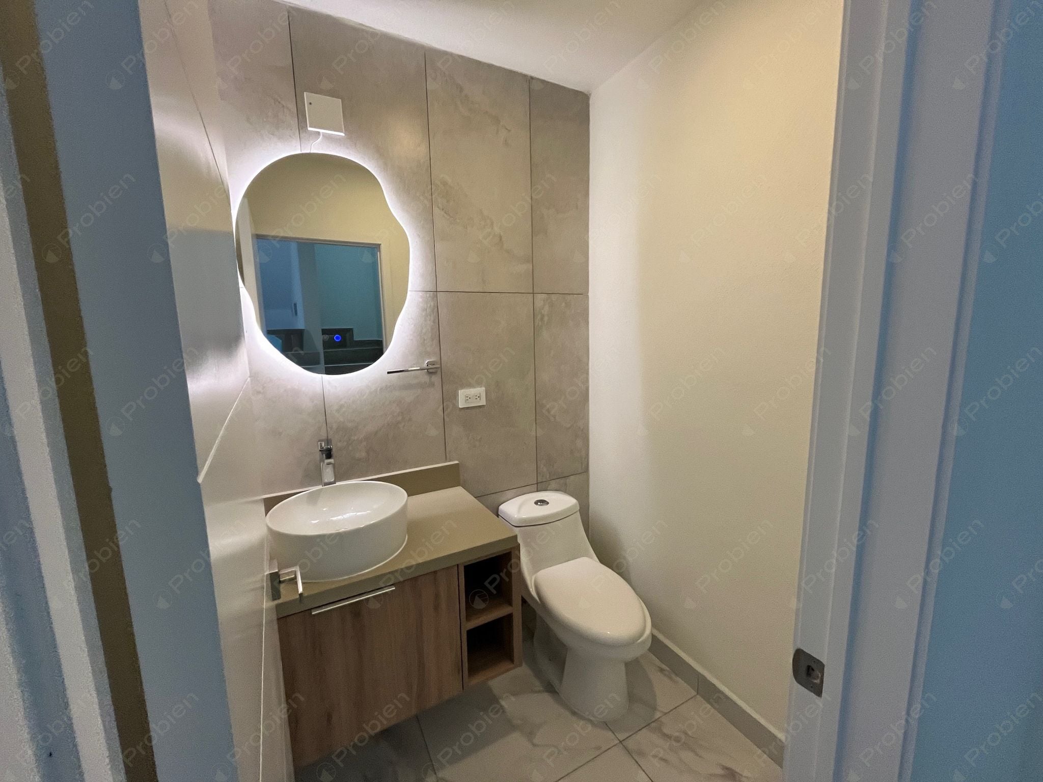 Casa nueva en renta en Uptown, Tijuana – Privada con alberca y seguridad - Foto 14 de 24