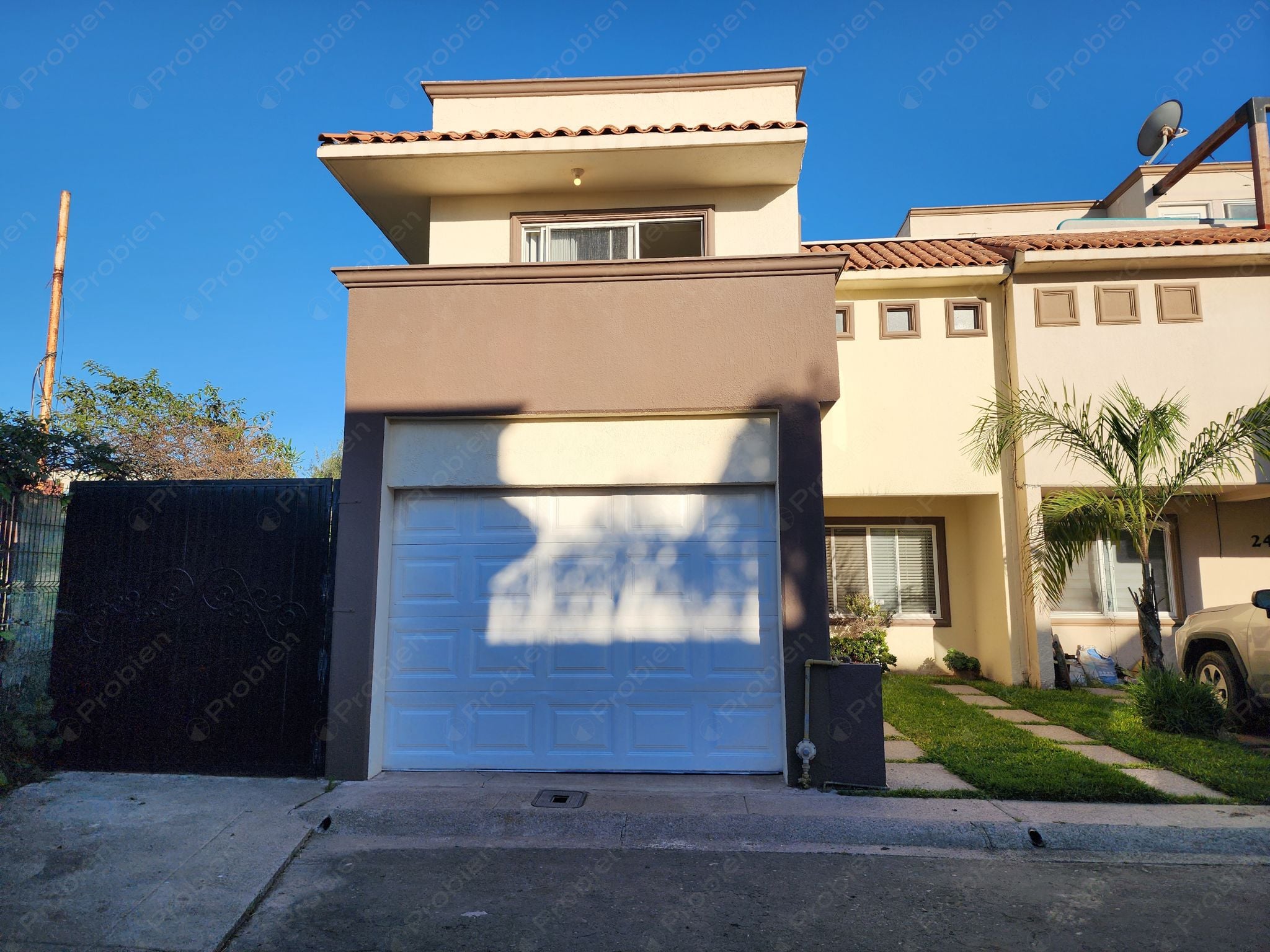 Casa en venta en Brisas del Mar, privada con seguridad 24/7 cerca de la carretera escénica - Foto 2 de 42