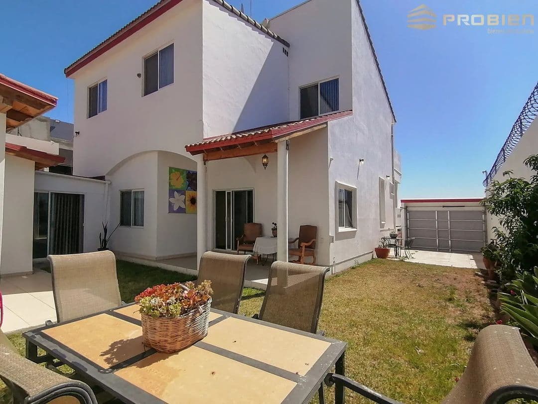 Casa en Venta - Privada San Marino