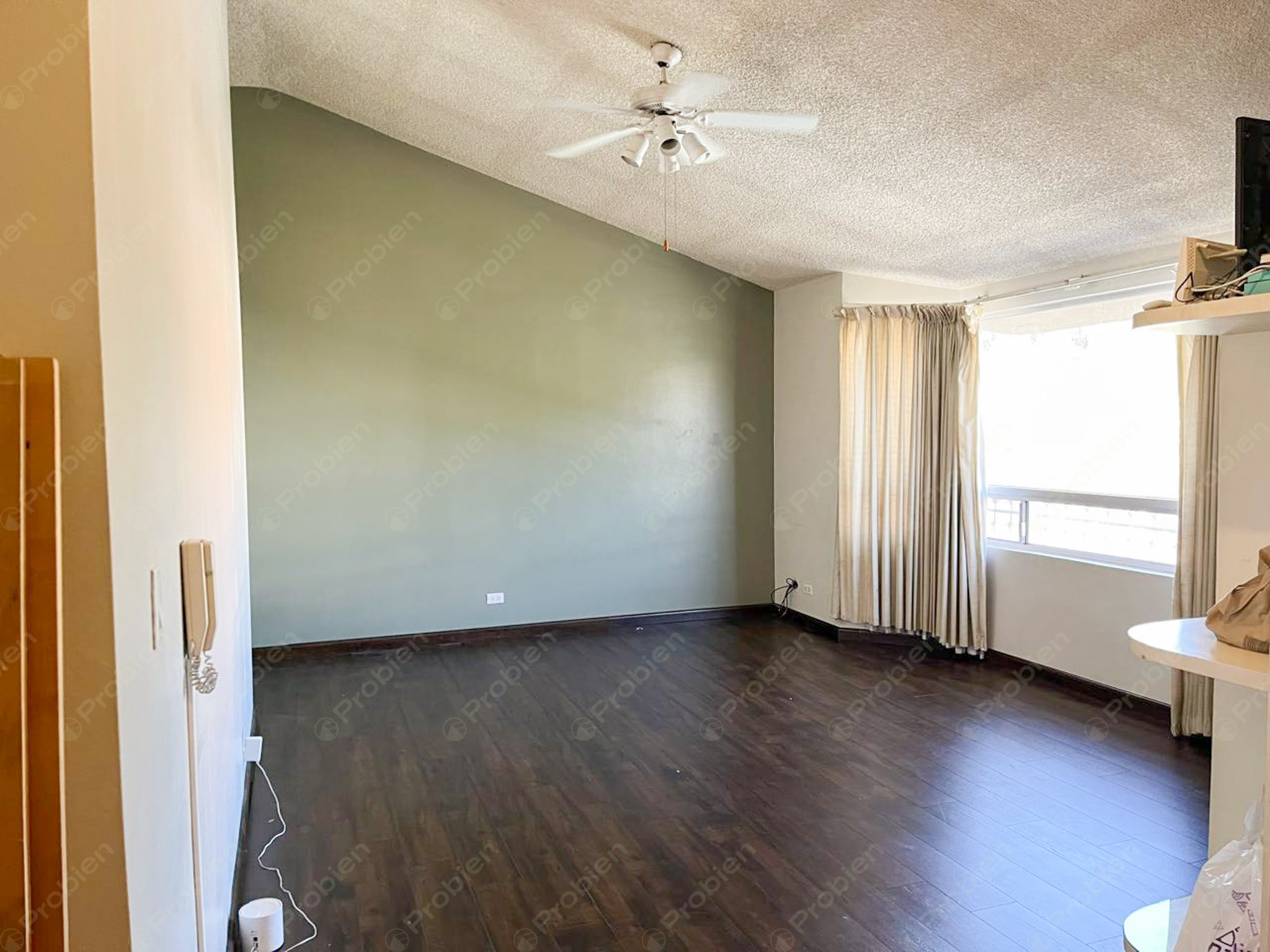 Casa en Venta en Boulevard Las Américas | Amplios Espacios para Remodelar a tu Gusto - Foto 14 de 17