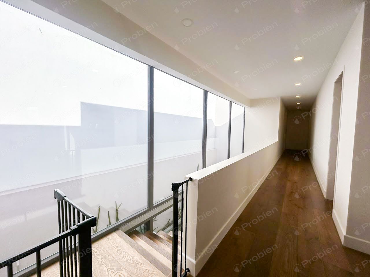 Residencia de Lujo en Venta en Hacienda Agua Caliente | 4 Recámaras con Baño Privado, Porcelanosa y Excelentes Acabados - Foto 3 de 8
