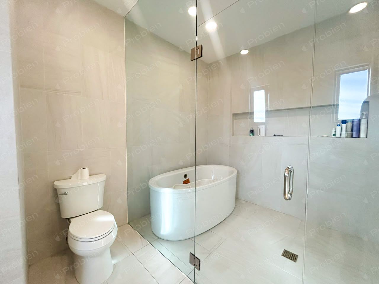 Residencia de Lujo en Venta en Hacienda Agua Caliente | 4 Recámaras con Baño Privado, Porcelanosa y Excelentes Acabados - Foto 7 de 8