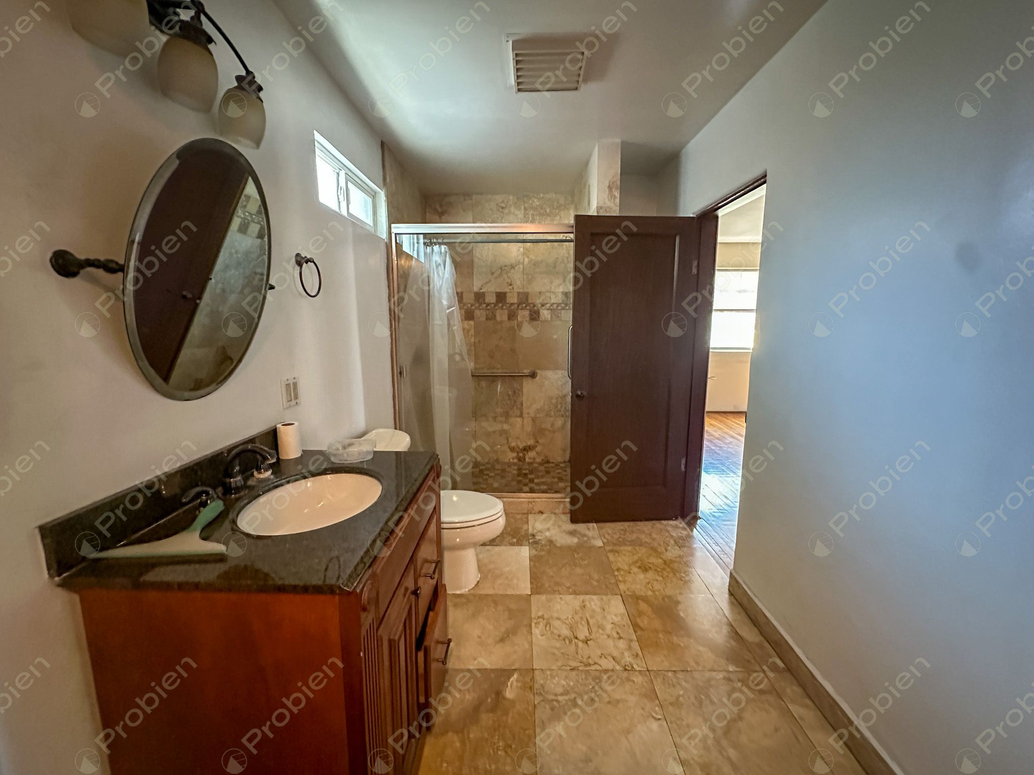 Local comercial en renta en Colonia Gabilondo ideal para oficinas administrativas en Tijuana - Foto 7 de 12