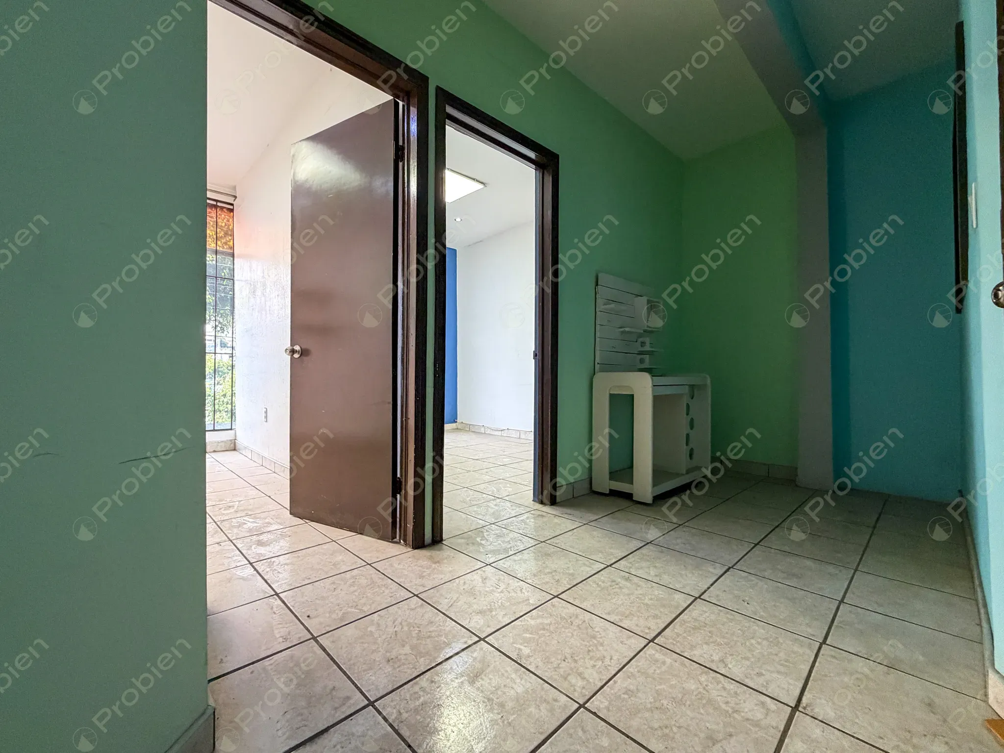 Oficinas o consultorios en renta en Calle Cuarta Díaz Mirón, Zona Centro de Tijuana - Foto 9 de 13