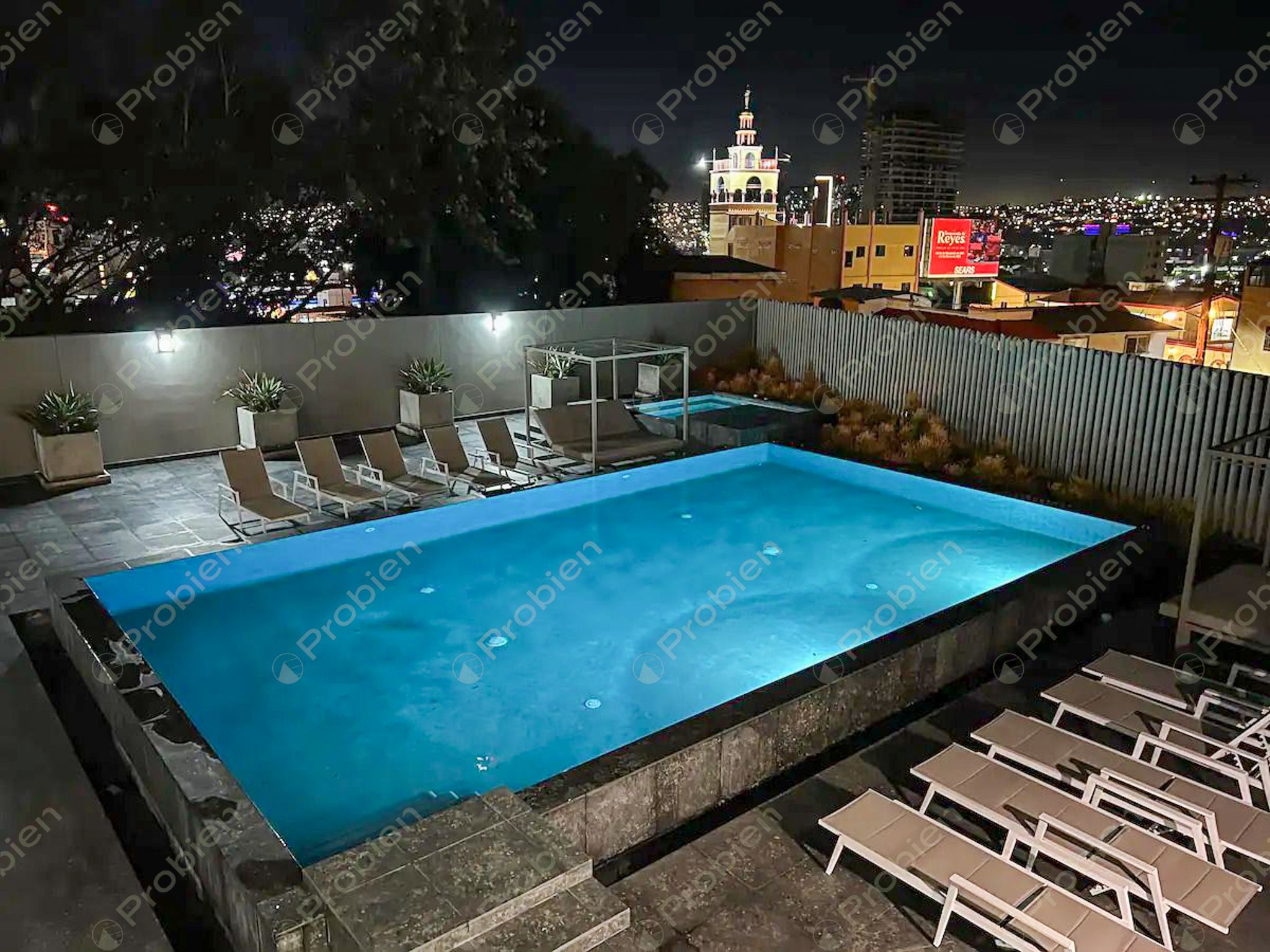 Departamento en Renta en Icon La Cacho – Amueblado y con Vista Panorámica - Foto 2 de 15