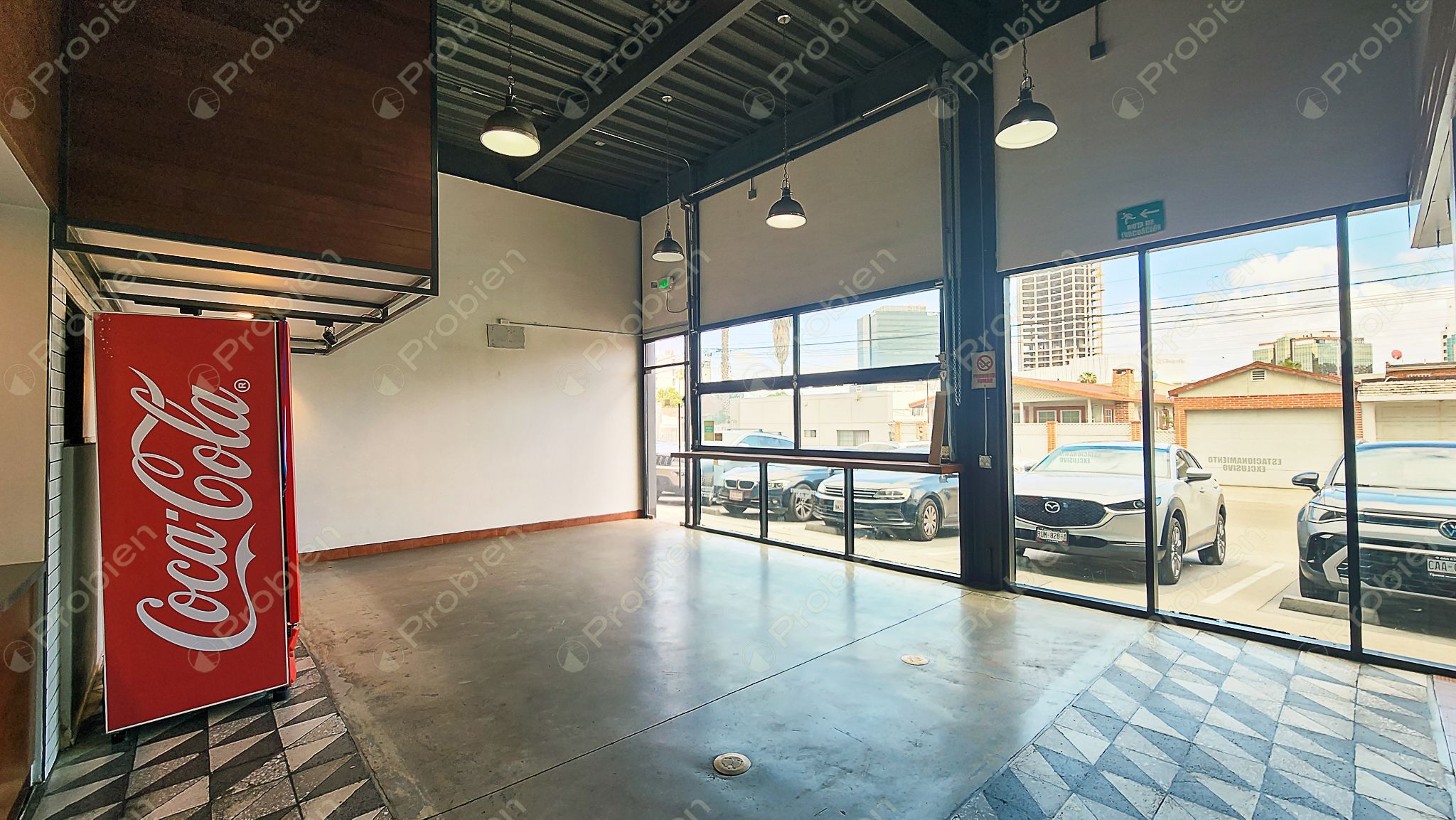 Locales comerciales de 55 m² en renta sobre Avenida Los Olivos en Quinta Astoria Zona Dorada Tijuana - Foto 3 de 15