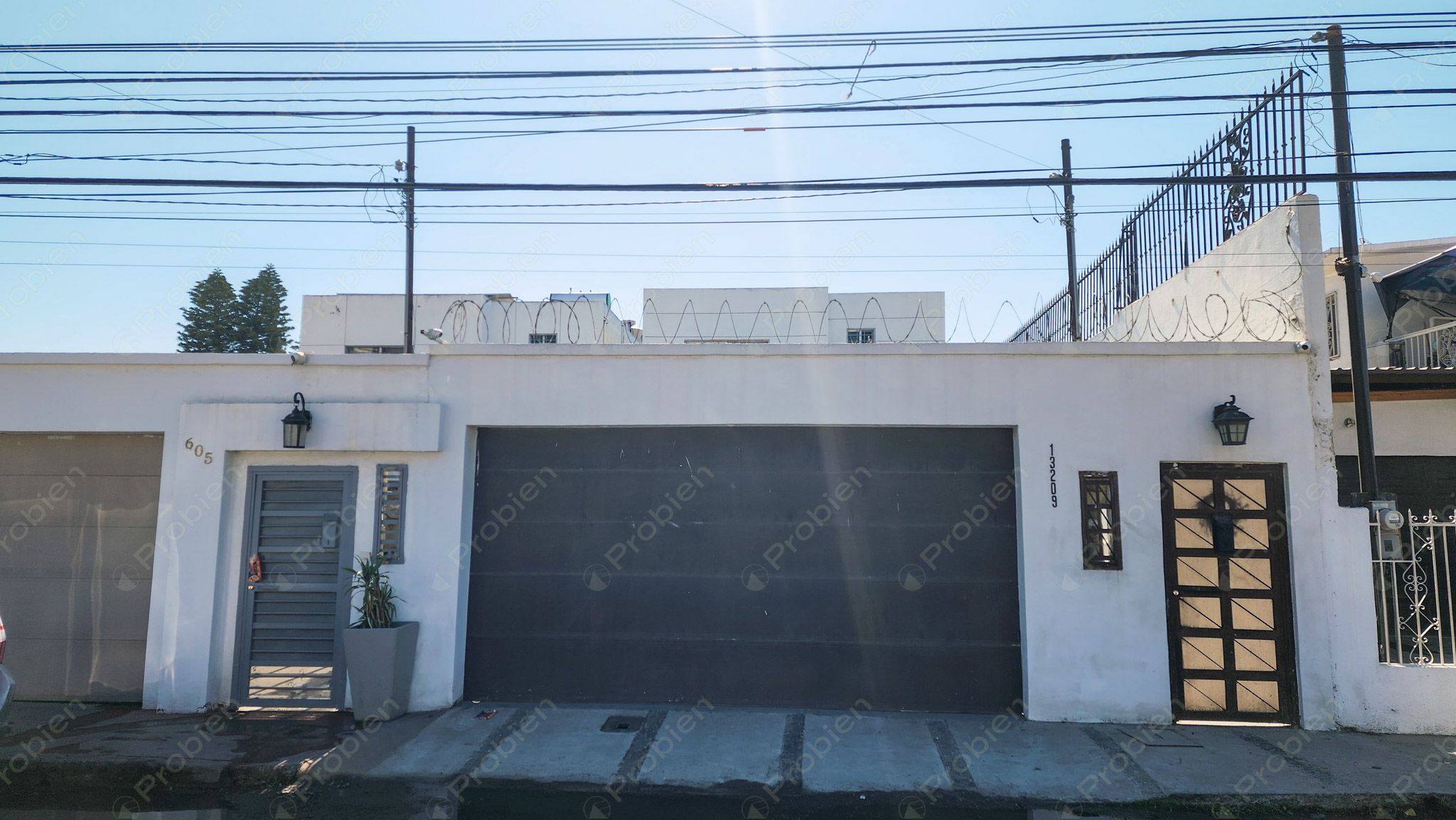 Casa en Renta en Colonia Buena Vista, Tijuana – Ideal para Uso Residencial o Comercial - Foto 1 de 32