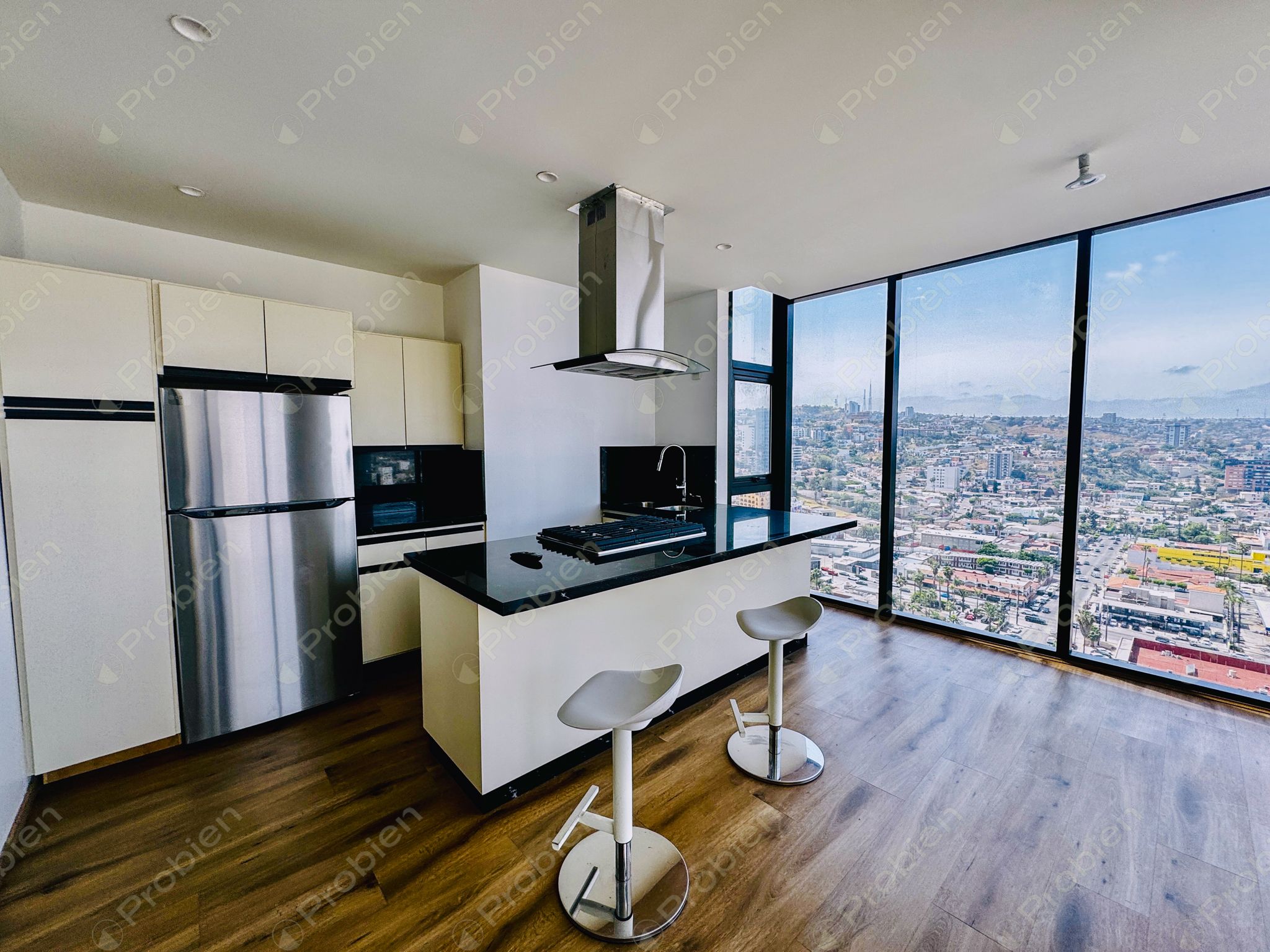 Departamento en renta en Grand Adamant piso 19, 3 recámaras con amenidades en Tijuana - Foto 4 de 17