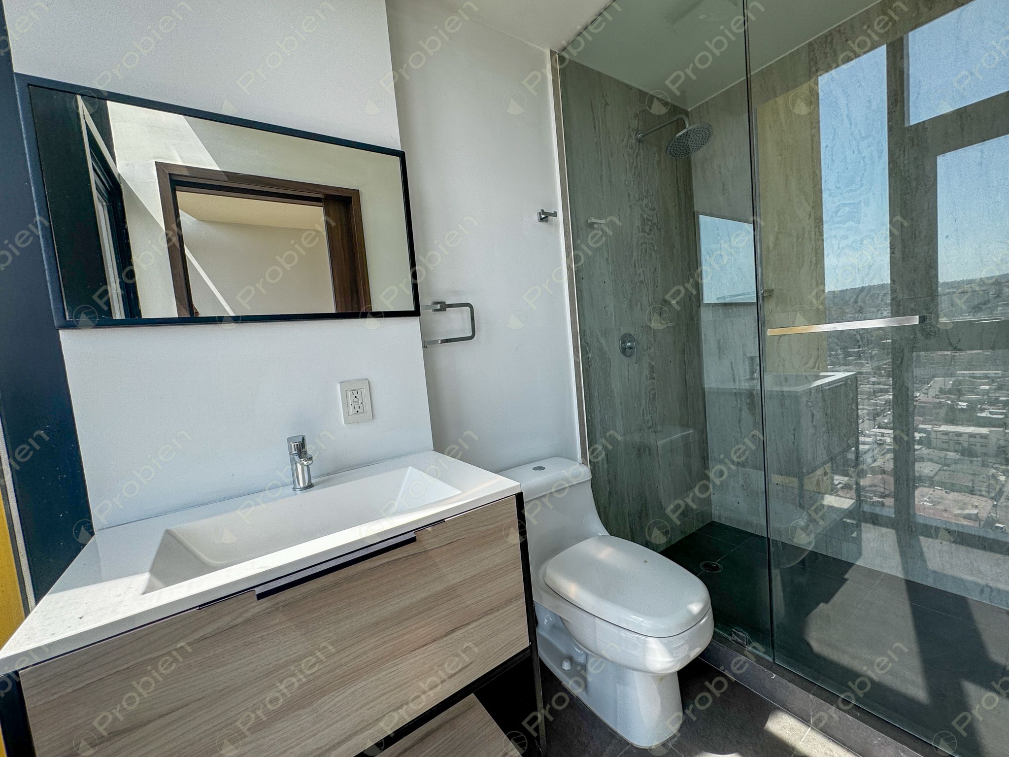 Departamento en renta en Grand Adamant piso 19, 3 recámaras con amenidades en Tijuana - Foto 7 de 17
