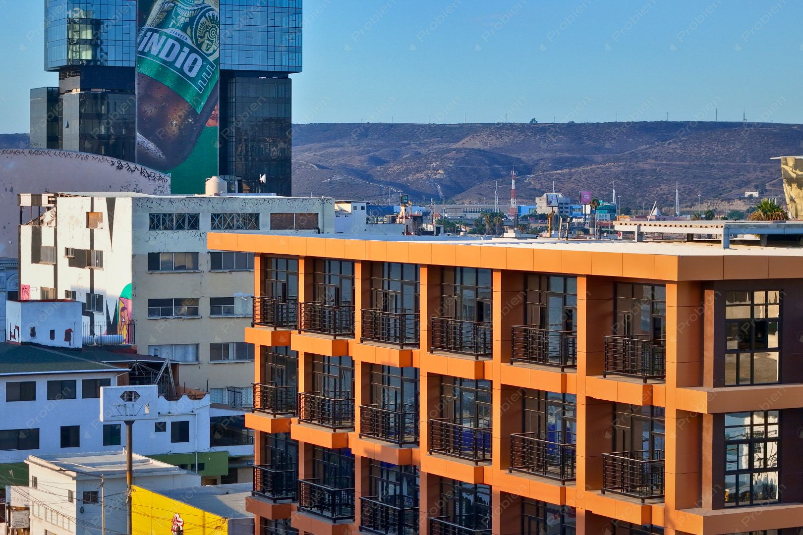 Oficinas en renta en Alico Zona Centro Tijuana desde 80 m² - Foto 1 de 10