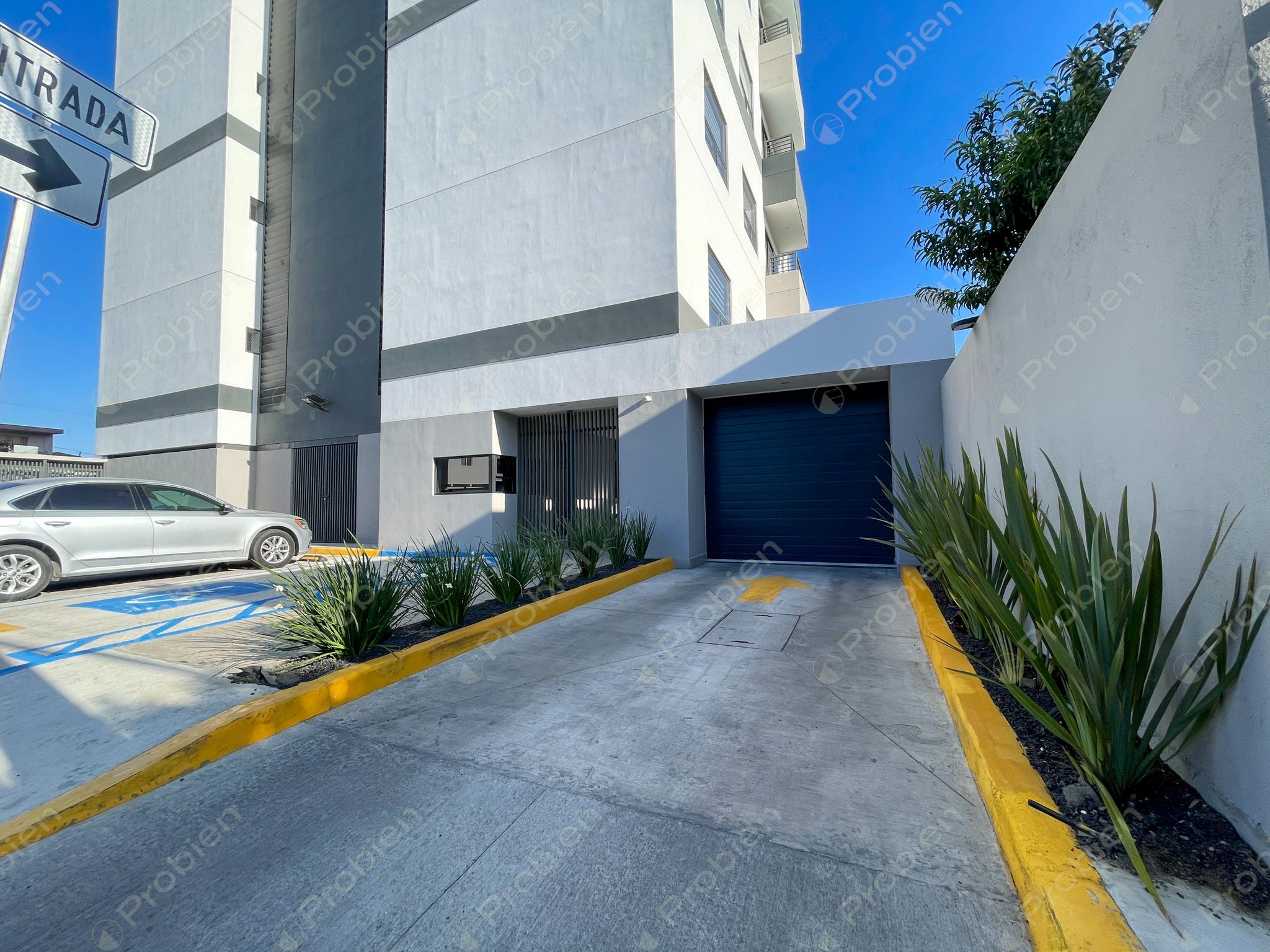 Departamento en renta en Vistas Residencial en Buena Vista equipado con amenidades y excelente ubicación - Foto 2 de 28