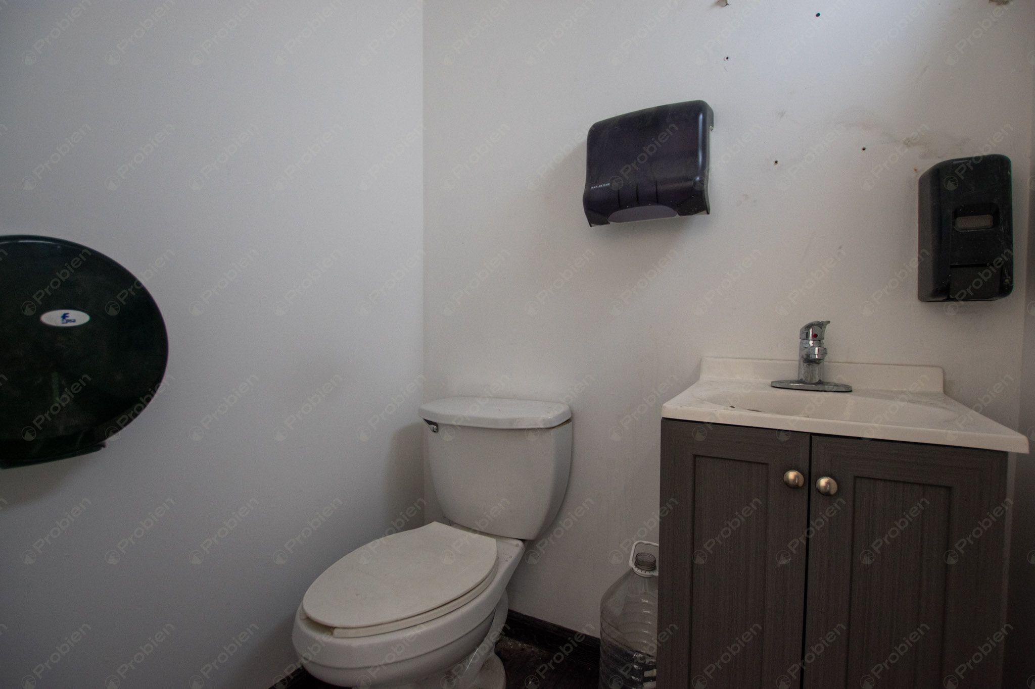 Terreno en Renta con Oficinas y Área de Verificación en Blvd. Casa Blanca – 1,133 m² - Foto 10 de 16