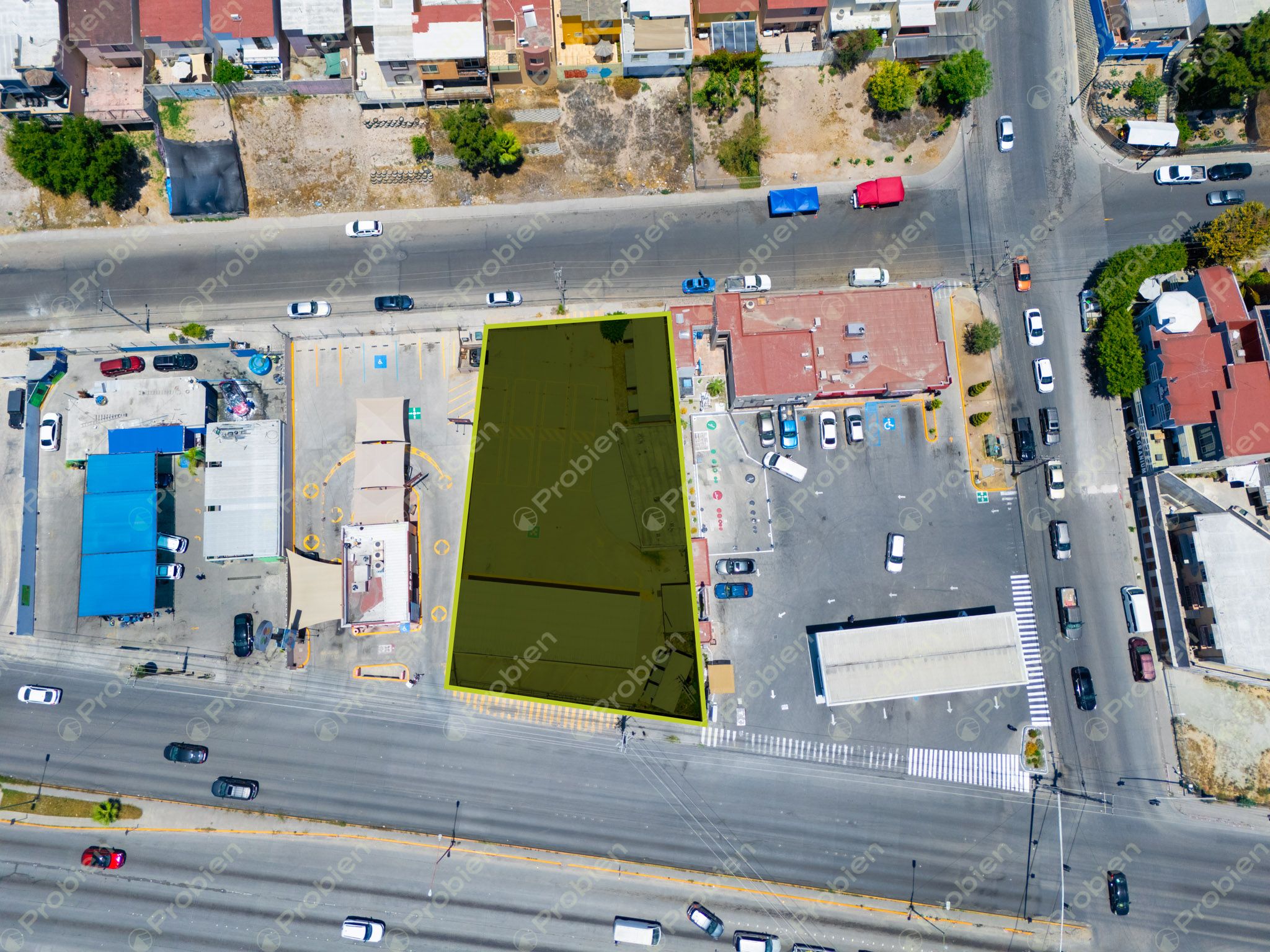 Terreno en Renta con Oficinas y Área de Verificación en Blvd. Casa Blanca – 1,133 m² - Foto 2 de 16