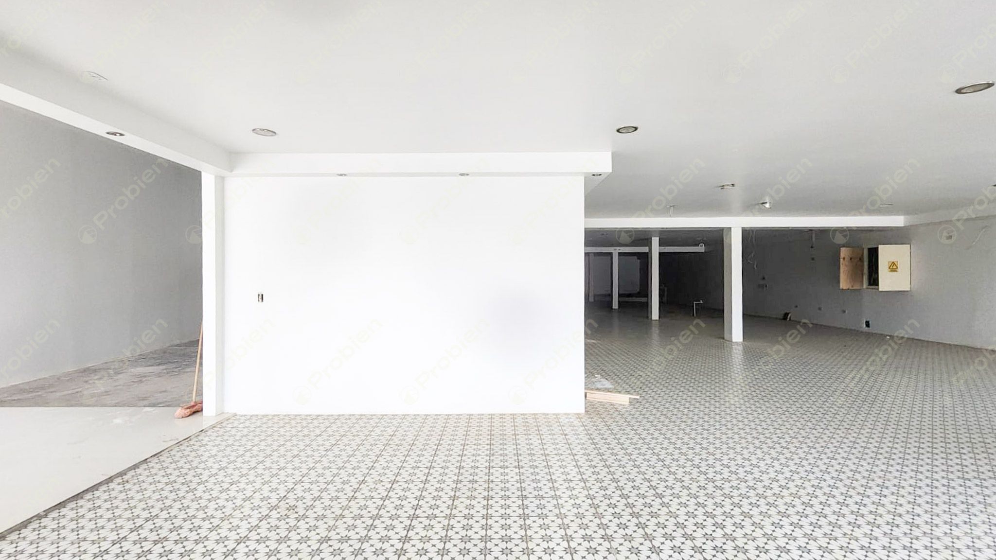 Bodega o Local Comercial en Venta / Renta - Blvd. Agua Caliente - Foto 7 de 11