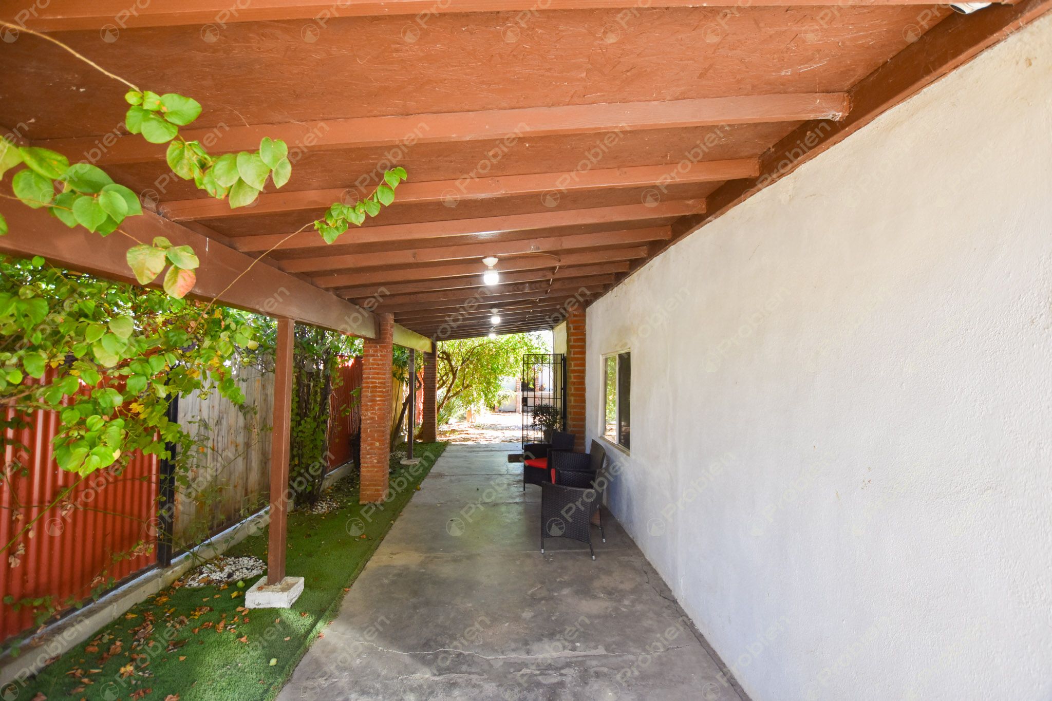 Casa en Renta en Valle de Guadalupe – 2 Recámaras, Amueblada y con Patio - Foto 3 de 23