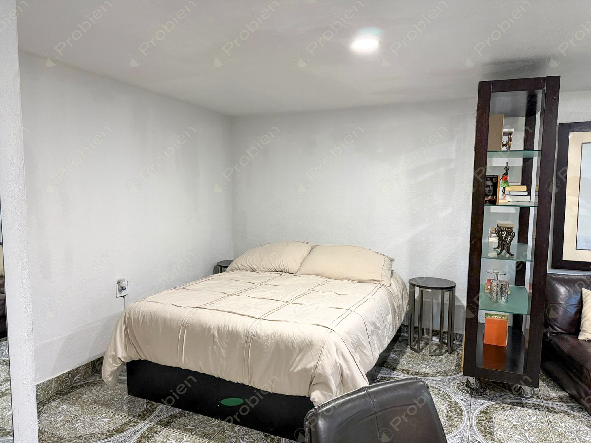 Estudio en renta en Los Altos del Soler amueblado y listo para habitar