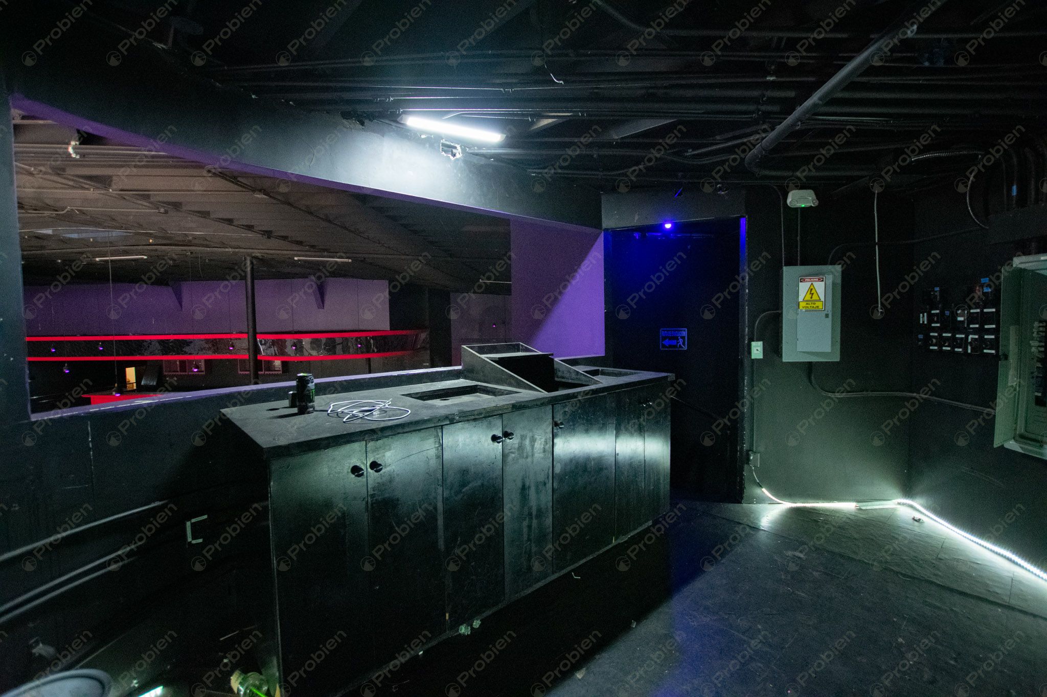 Local Comercial en Renta en El Foro – Zona Centro Tijuana, 980 m² en el Icónico Palacio Jai Alai - Foto 21 de 30