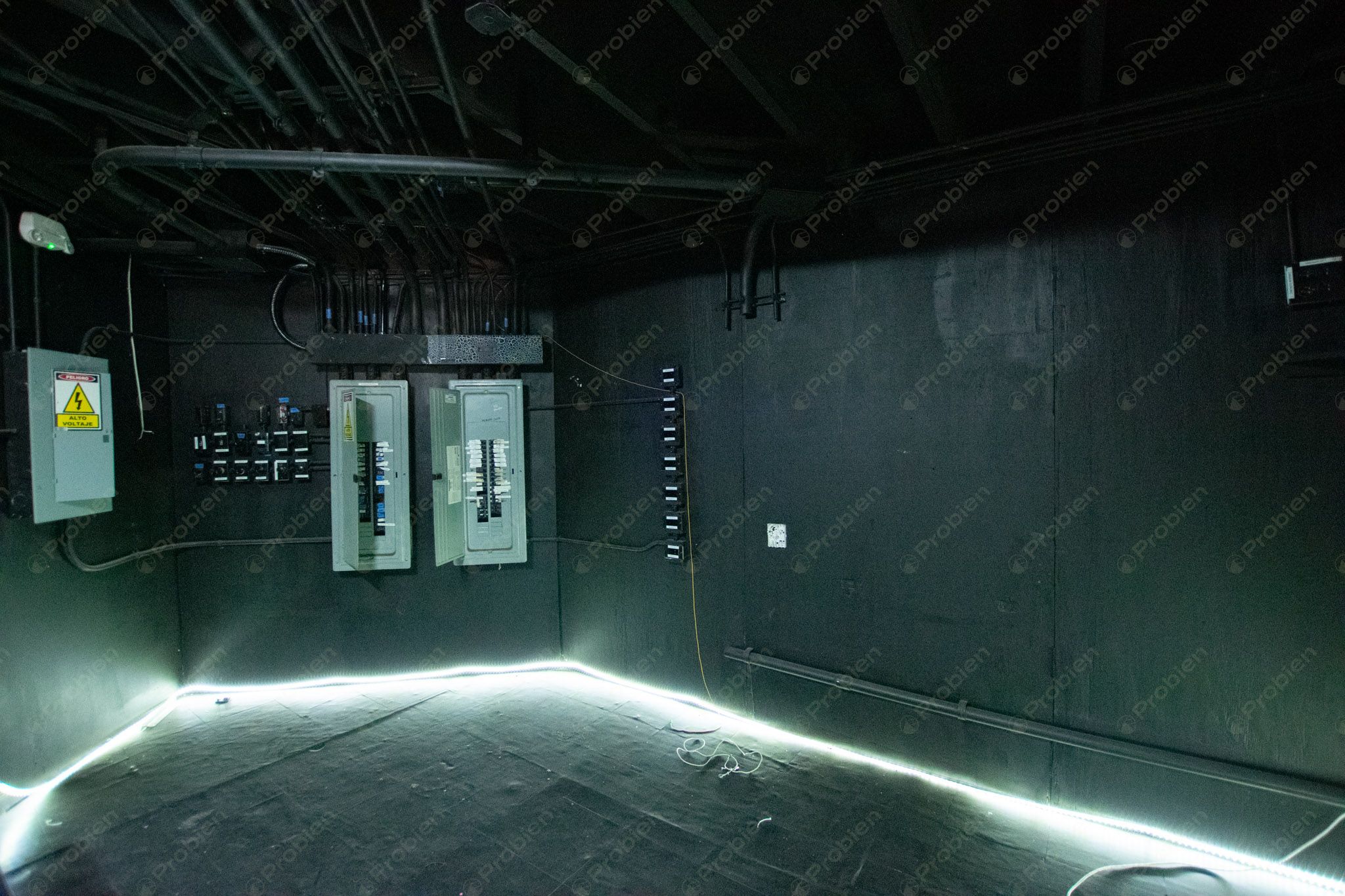 Local Comercial en Renta en El Foro – Zona Centro Tijuana, 980 m² en el Icónico Palacio Jai Alai - Foto 22 de 30