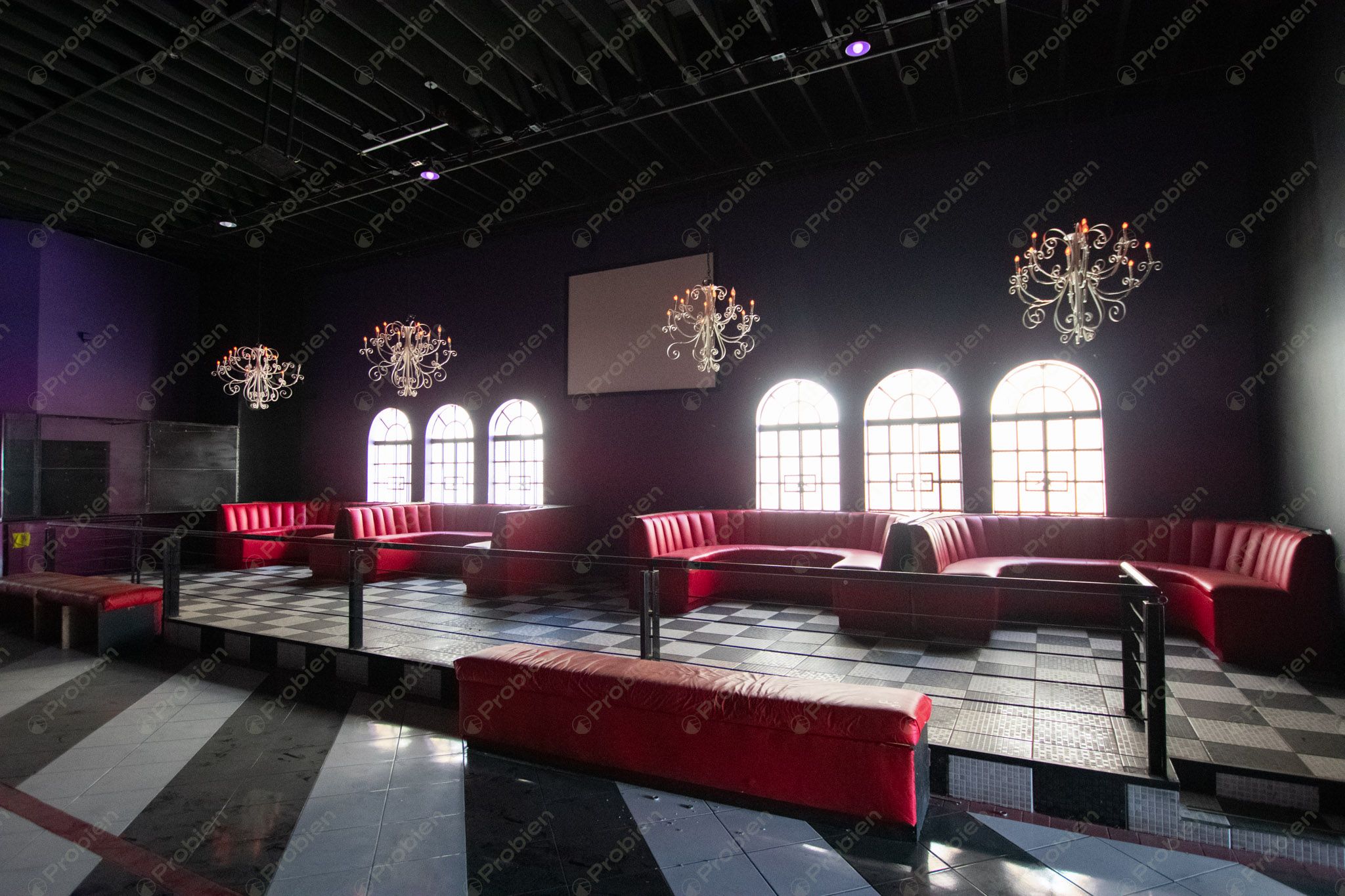 Local Comercial en Renta en El Foro – Zona Centro Tijuana, 980 m² en el Icónico Palacio Jai Alai - Foto 7 de 30