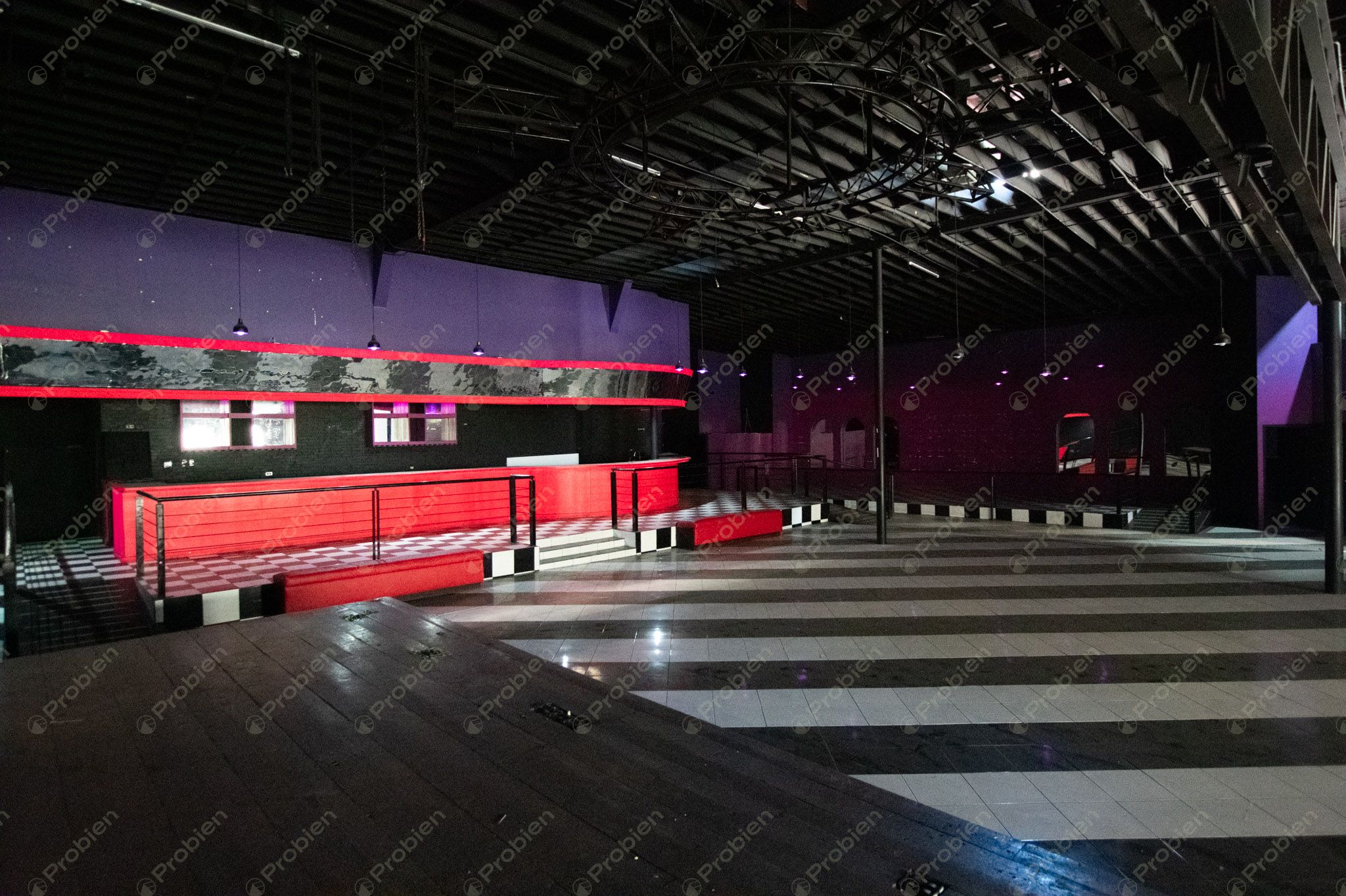 Local Comercial en Renta en El Foro – Zona Centro Tijuana, 980 m² en el Icónico Palacio Jai Alai - Foto 8 de 30