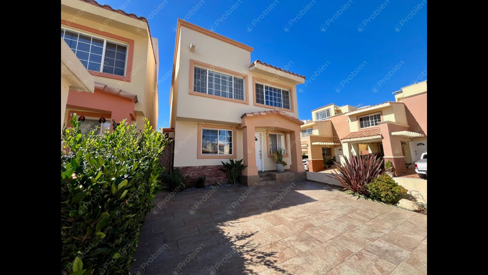 Hermosa Casa en Renta en La Cúspide, Playas de Tijuana – Seguridad, Confort y Amenidades de Lujo - Foto 3 de 23