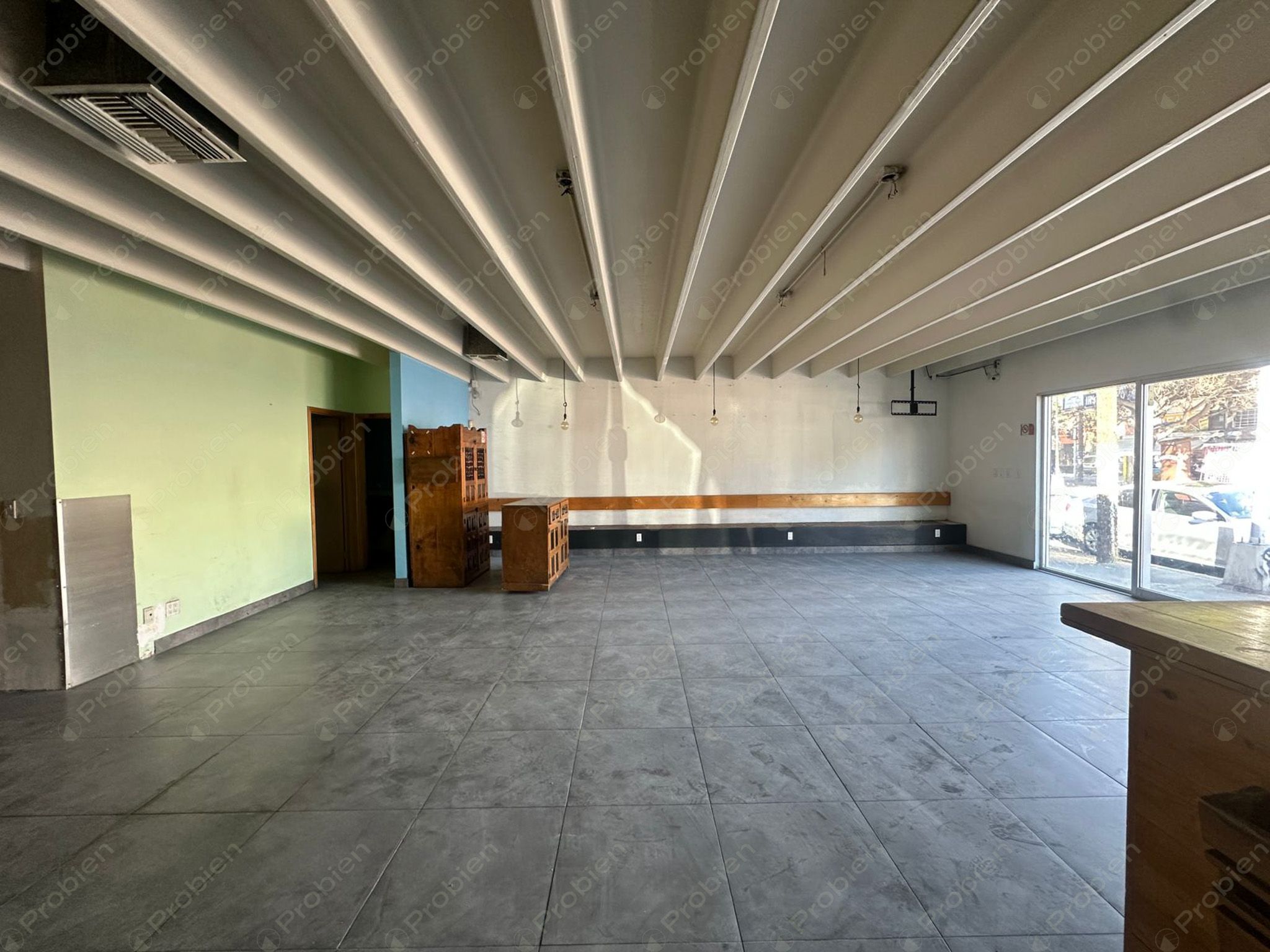 Local Comercial en Renta en Zona Centro – Ideal para Negocios y Alta Afluencia - Foto 8 de 13