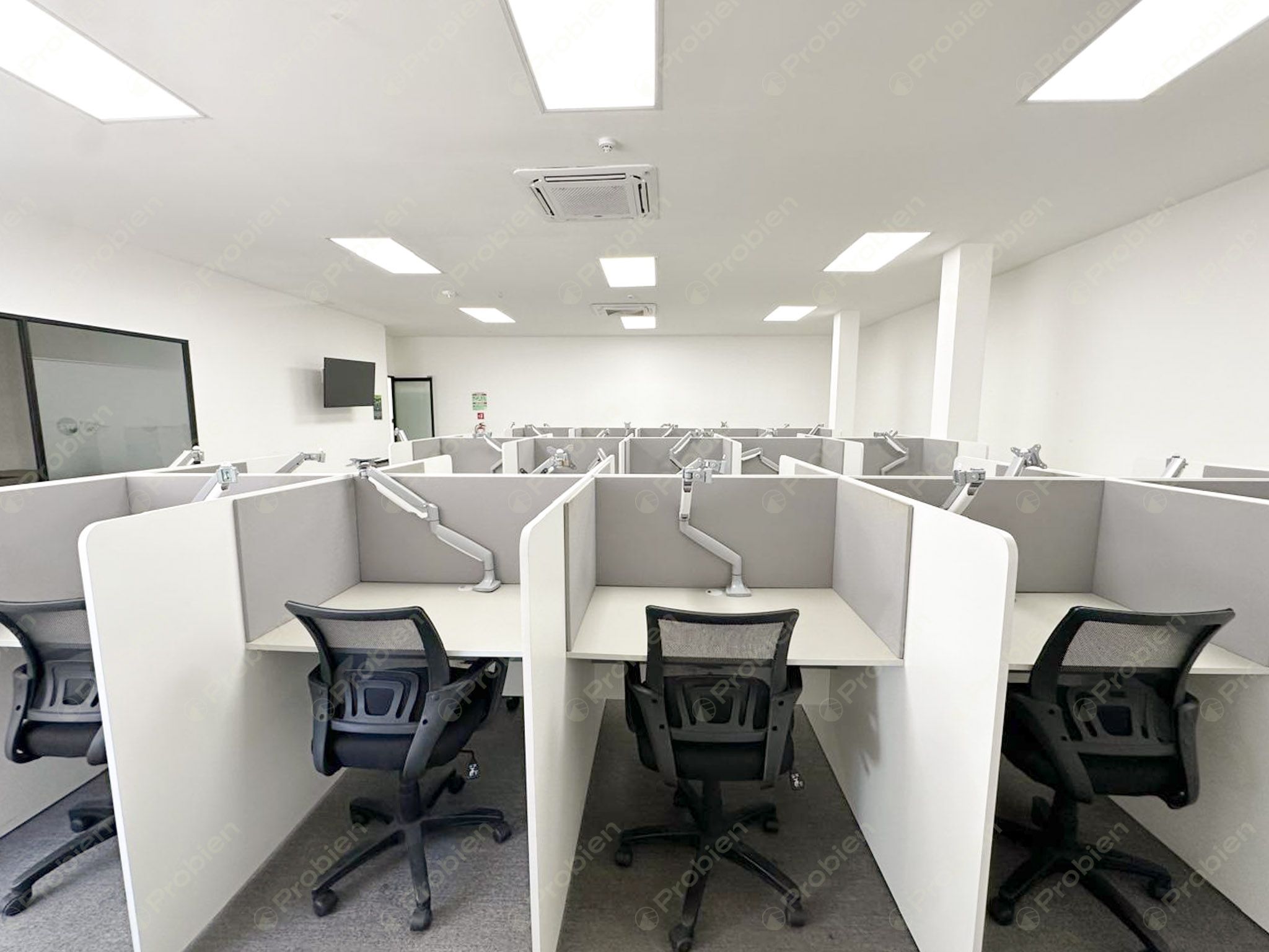 Oficina en Renta Coworking 121.92 m² - En Plaza Alameda Otay - Foto 1 de 12