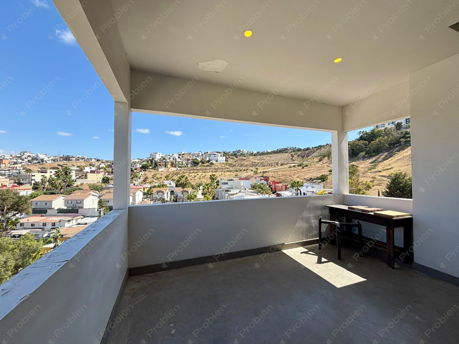 Casa Giro Comercial sobre calle principal Parral 9na Sección. Espaciosa y patio de 96 M2 - Foto 8 de 37