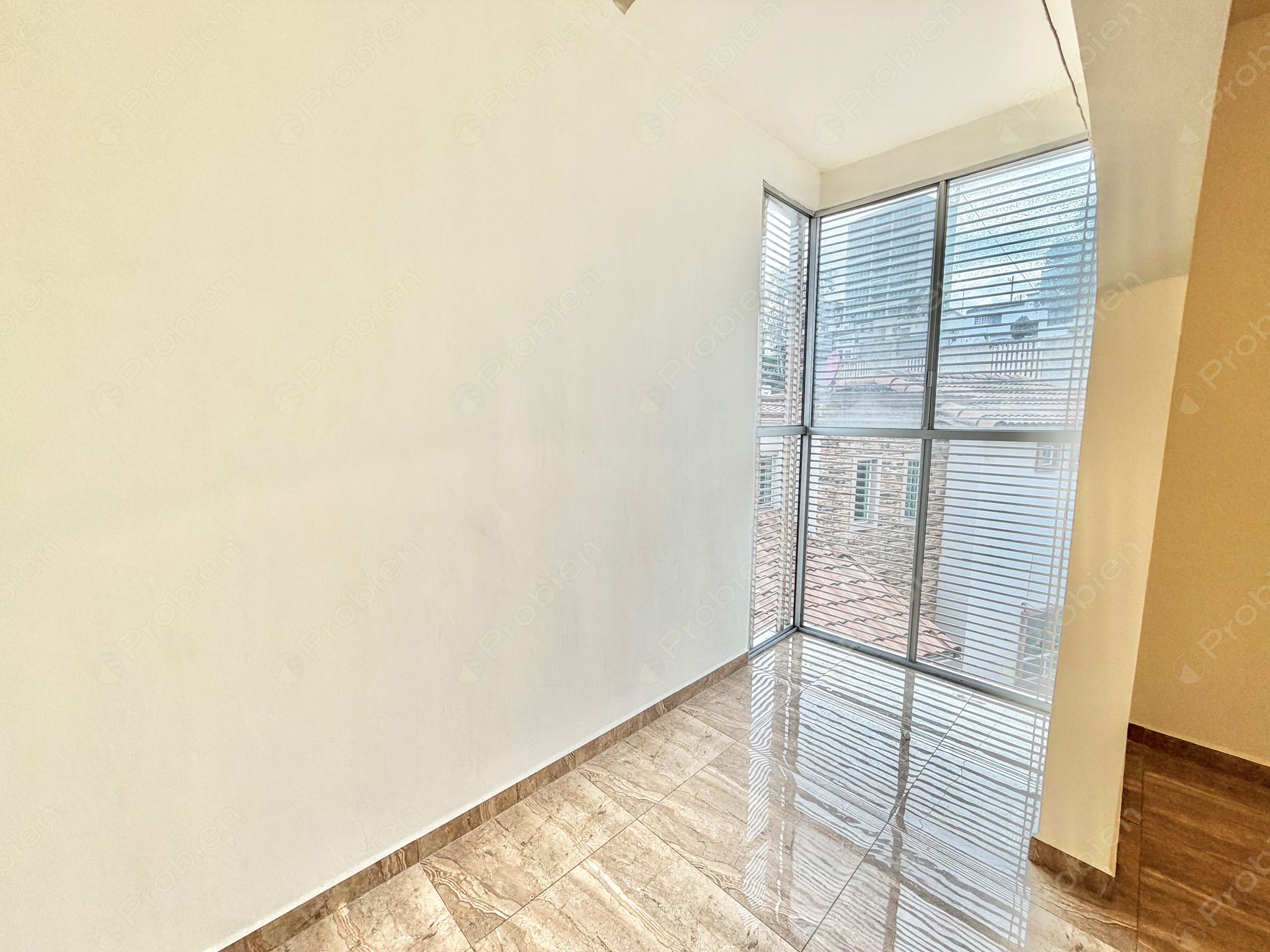 Casa en renta en Fraccionamiento Monterrey con roof top y amplios espacios - Foto 7 de 31
