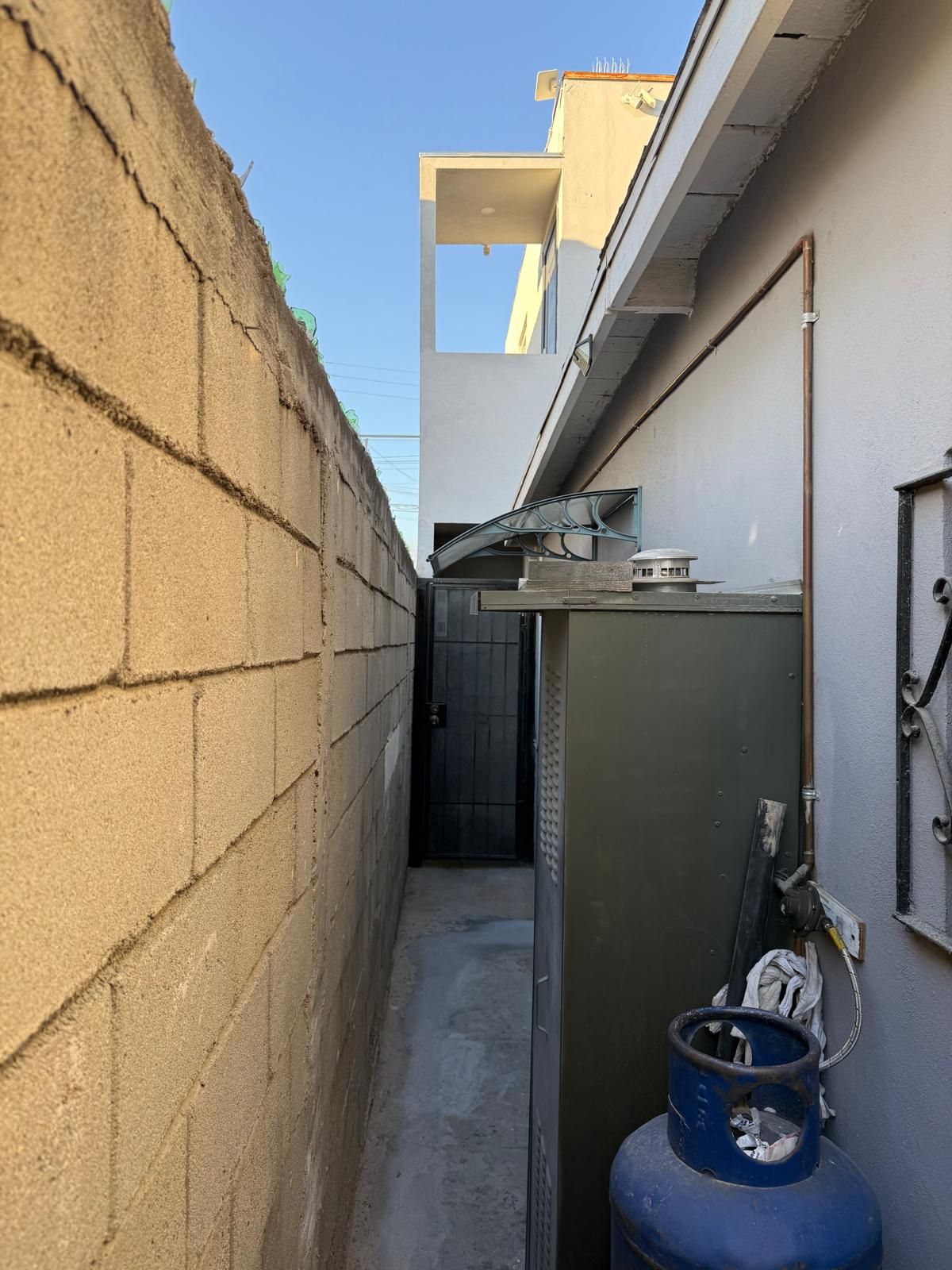 Casa en renta de una planta en Los Alamos — práctica, cómoda y bien iluminada - Foto 14 de 17