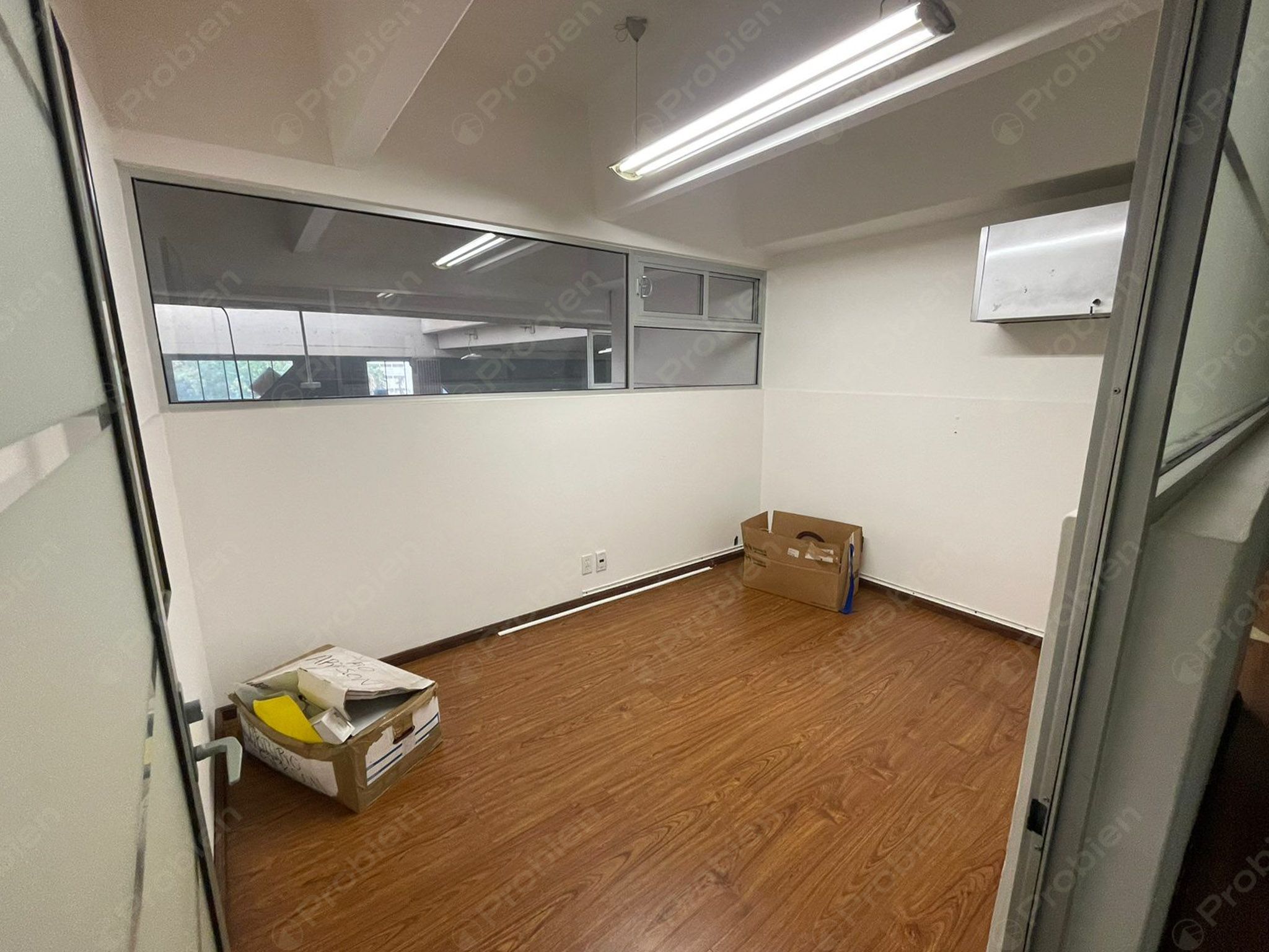 Oficina en Renta - Business Center en Zona Rio Planta Alta - Foto 5 de 19