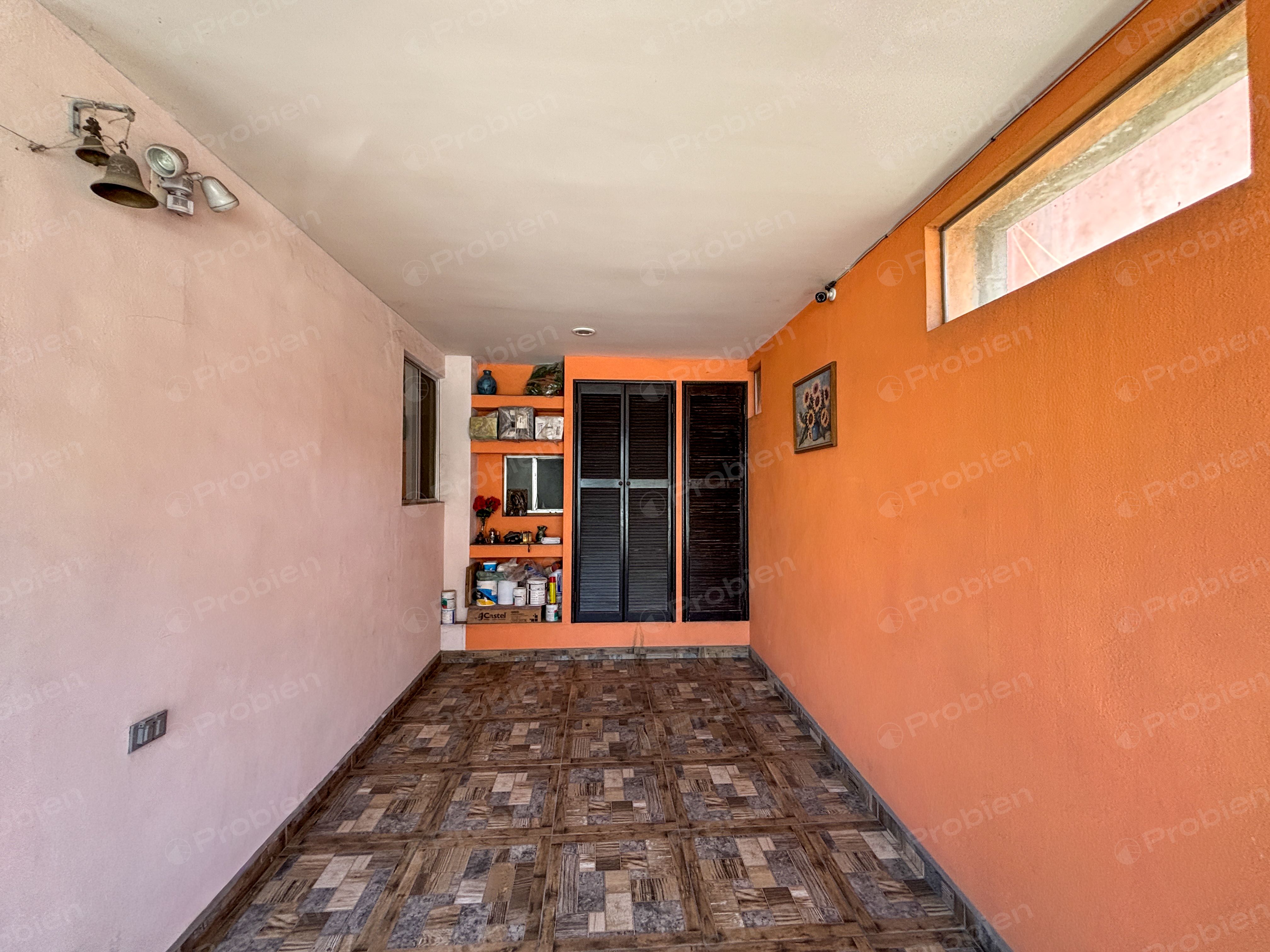 Casa en renta en Privada La Encantada Tijuana con rooftop y 5 recámaras - Foto 3 de 17