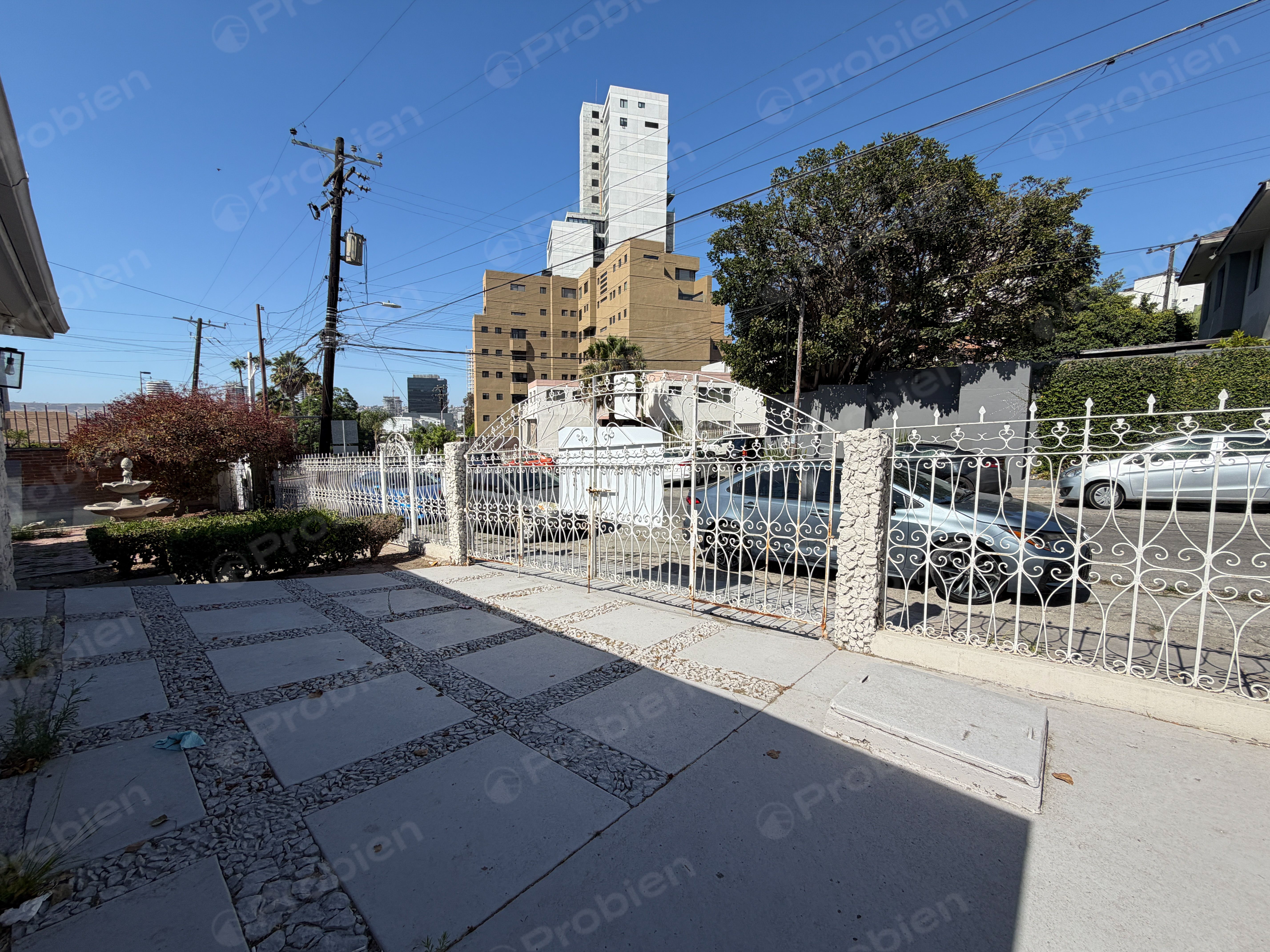 Casona Comercial en Renta sobre La Recta, Col. Chapultepec | Estacionamiento para 10 Autos - Foto 25 de 28