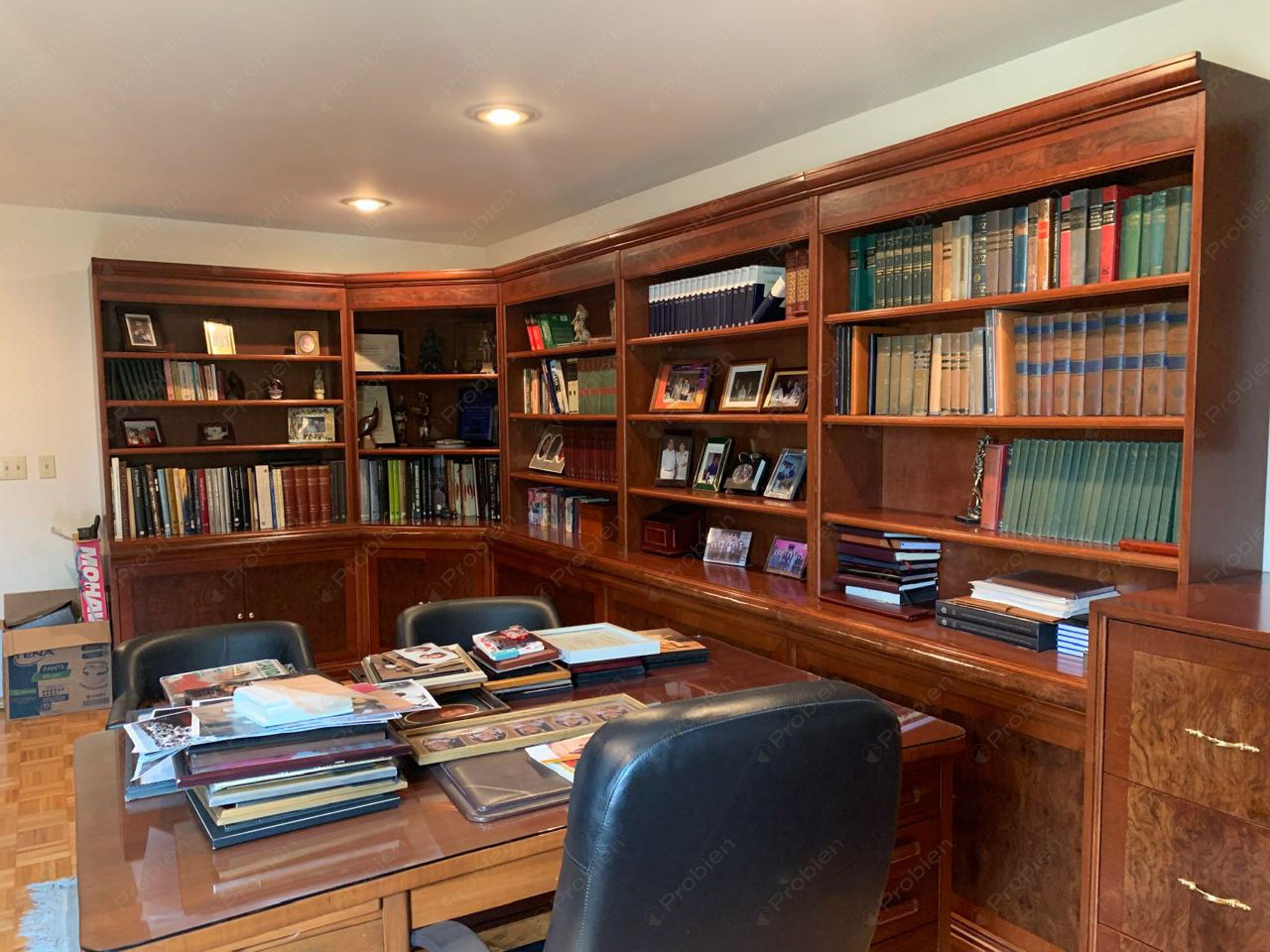 Casa en Renta / Venta en Laderas de Monterrey – 3 Niveles, Elevador y Amplio Patio con Vista - Foto 15 de 19