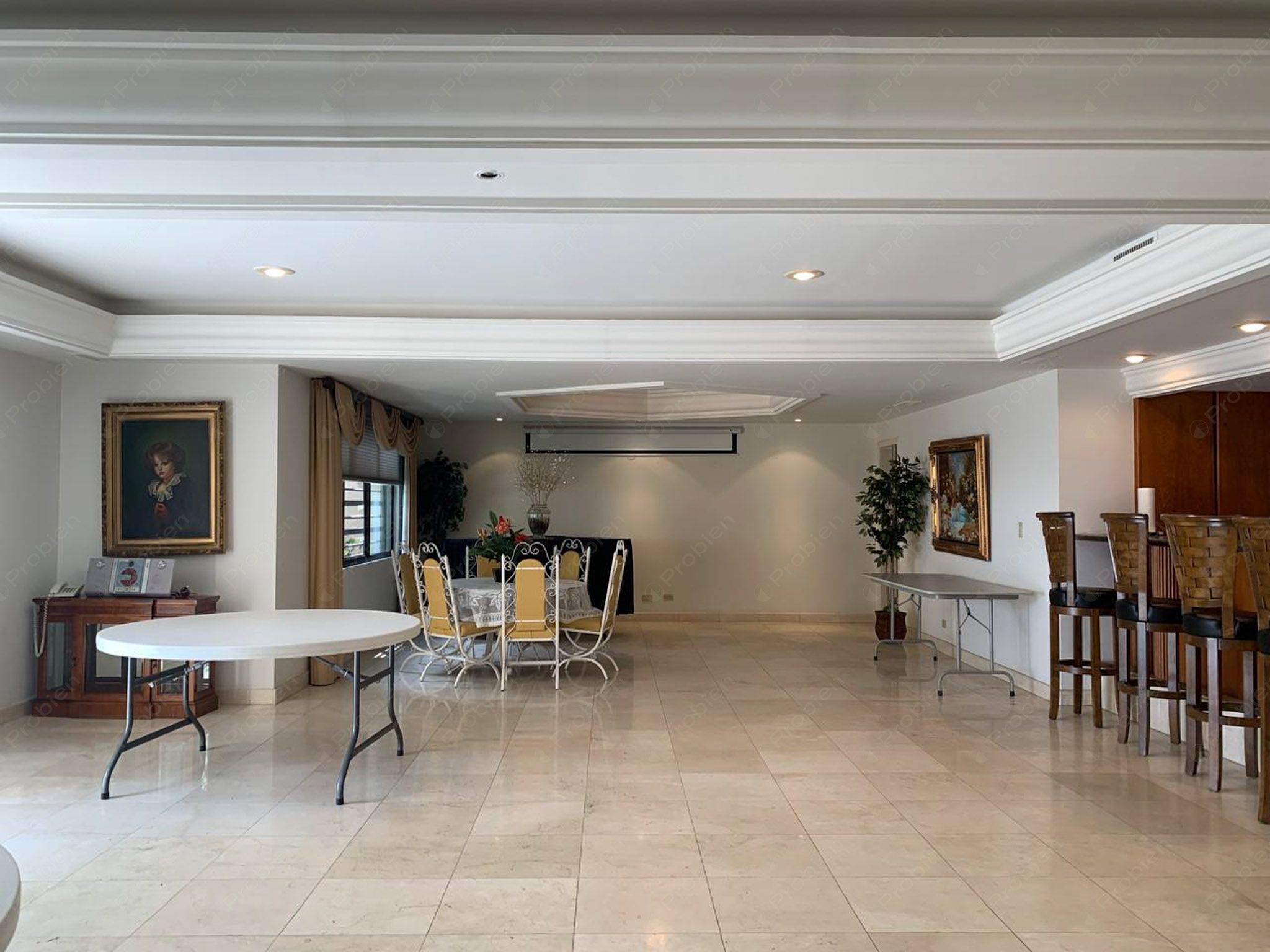 Casa en Renta / Venta en Laderas de Monterrey – 3 Niveles, Elevador y Amplio Patio con Vista - Foto 16 de 19