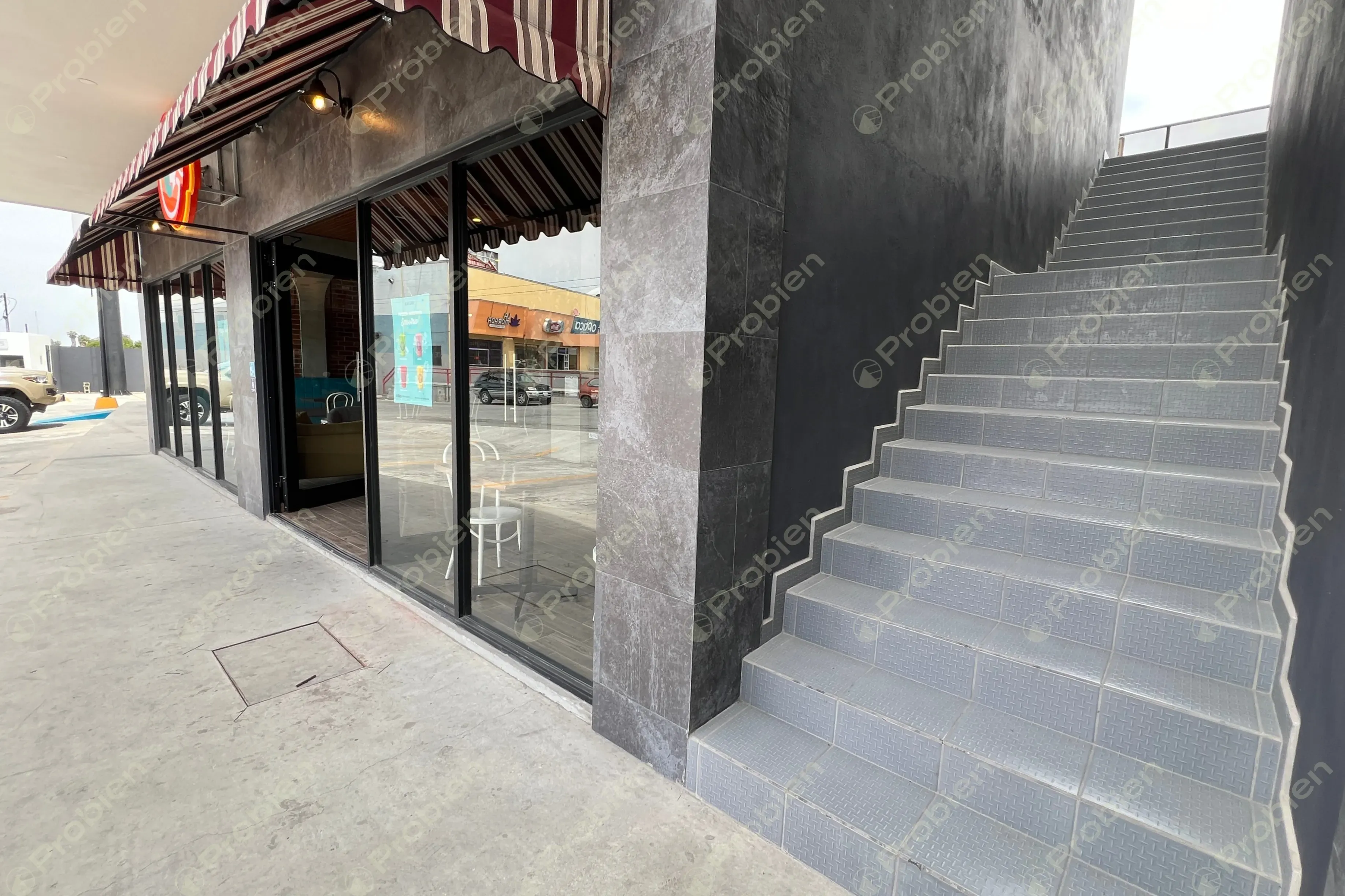 Locales en Renta en Plaza Puerta del Sol - Foto 5 de 10