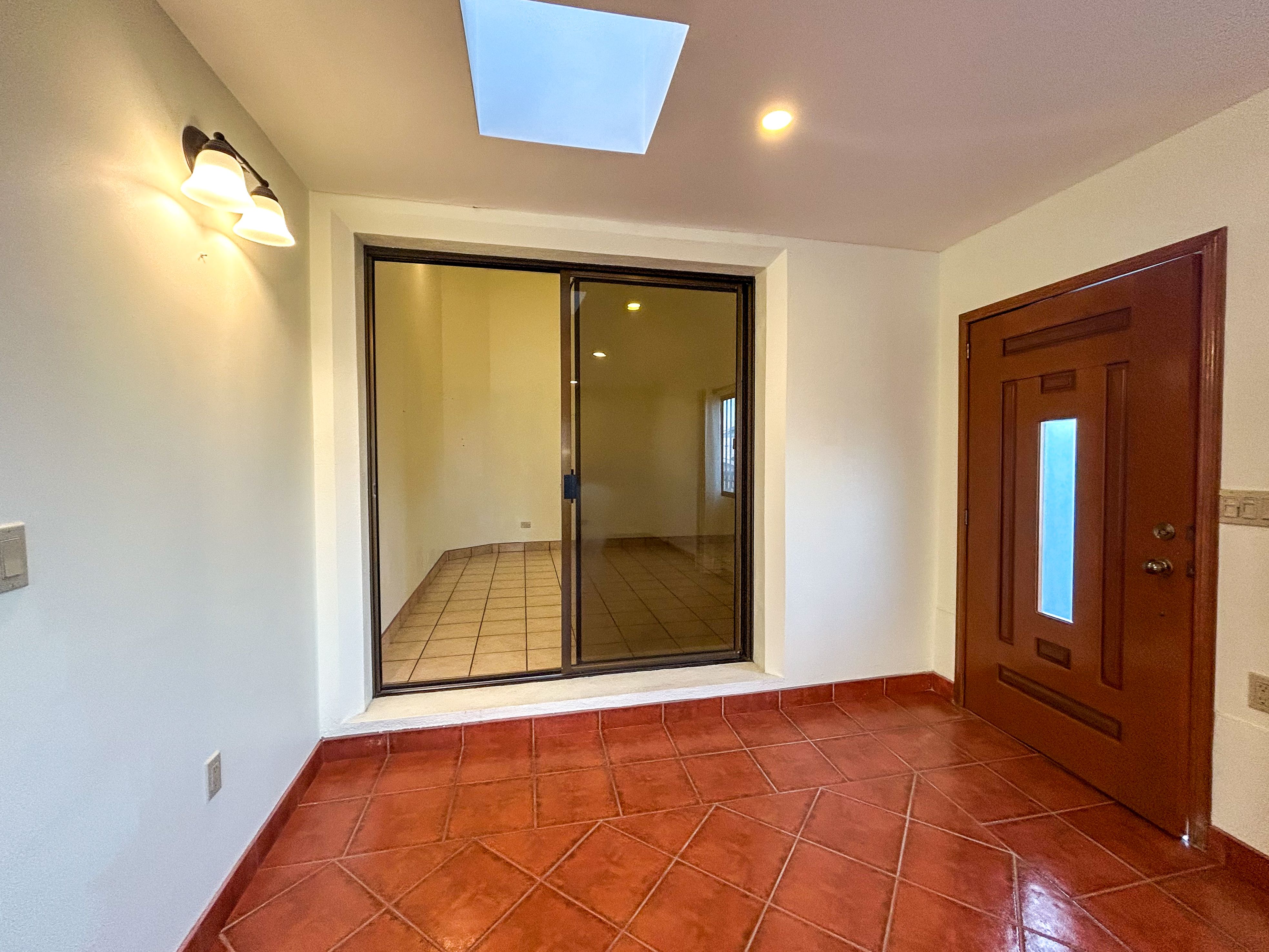 Estudio estilo colonial en renta en Colinas de Agua Caliente – 60 m² - Foto 8 de 10