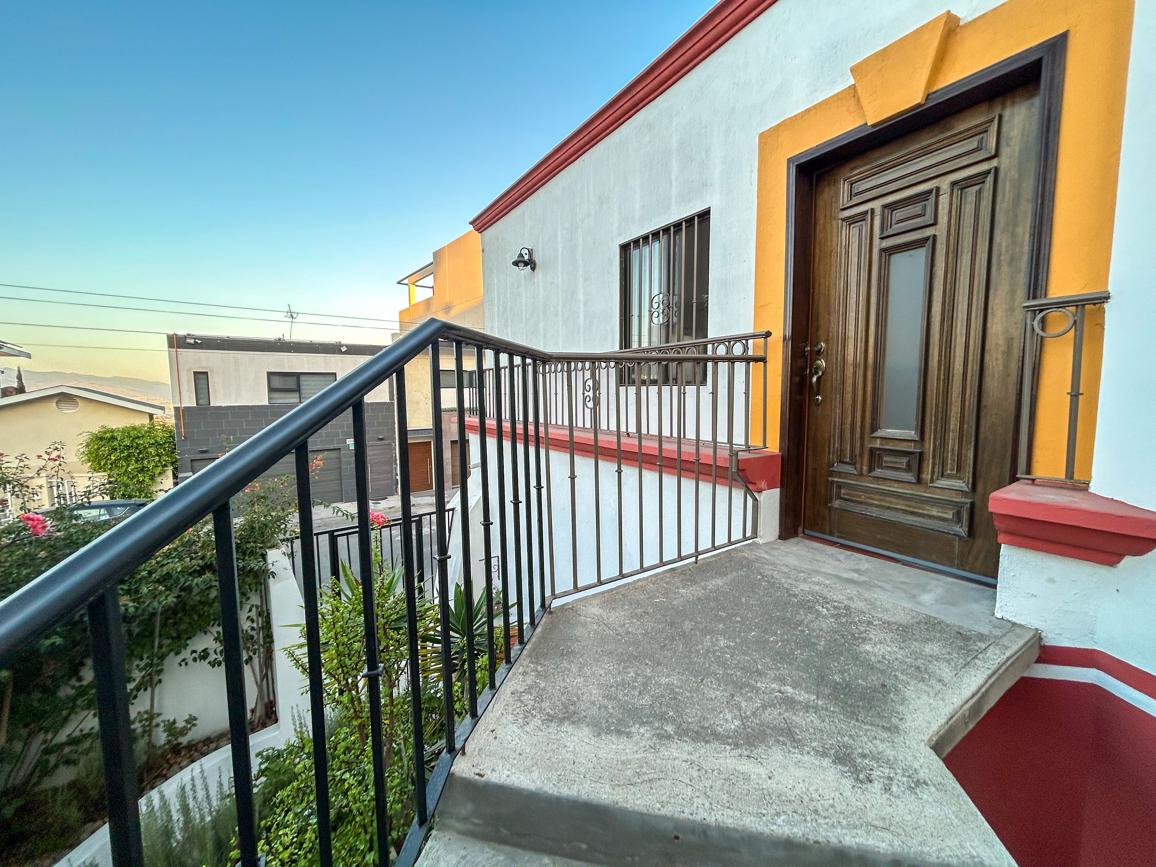 Estudio estilo colonial en renta en Colinas de Agua Caliente – 60 m² - Foto 2 de 10