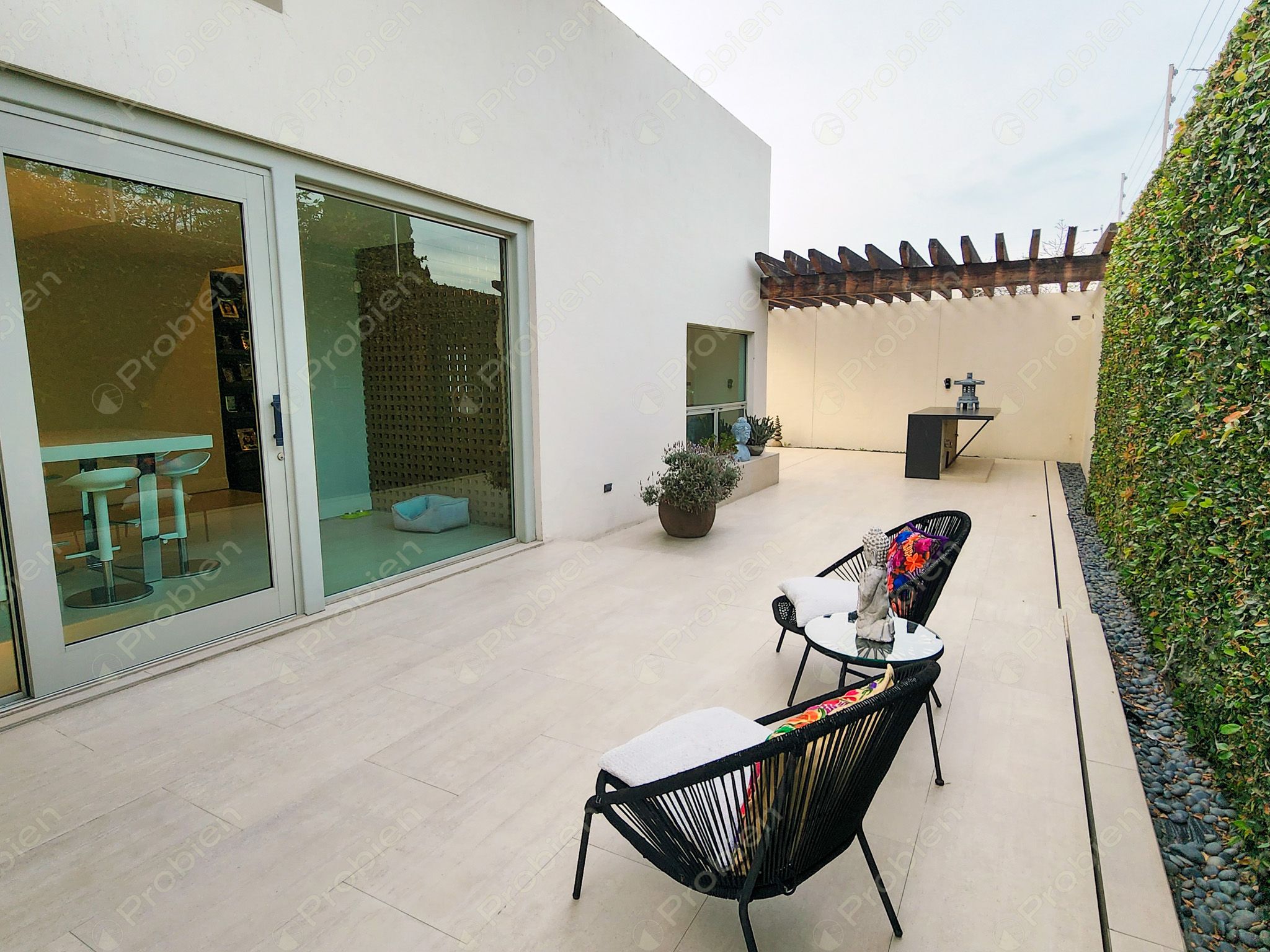 Casa en renta en Lomas de Agua Caliente, residencia de lujo con amplios espacios en Tijuana - Foto 13 de 34