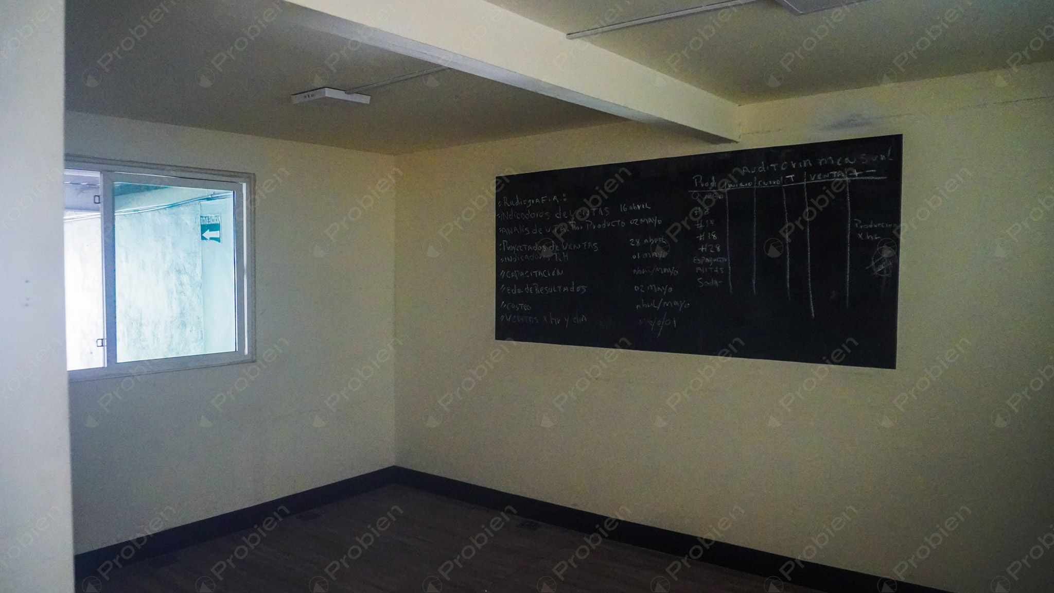 Bodega Comercial en Renta en Blvd. Clouthier – 230 m² y 6 Estacionamientos - Foto 10 de 11