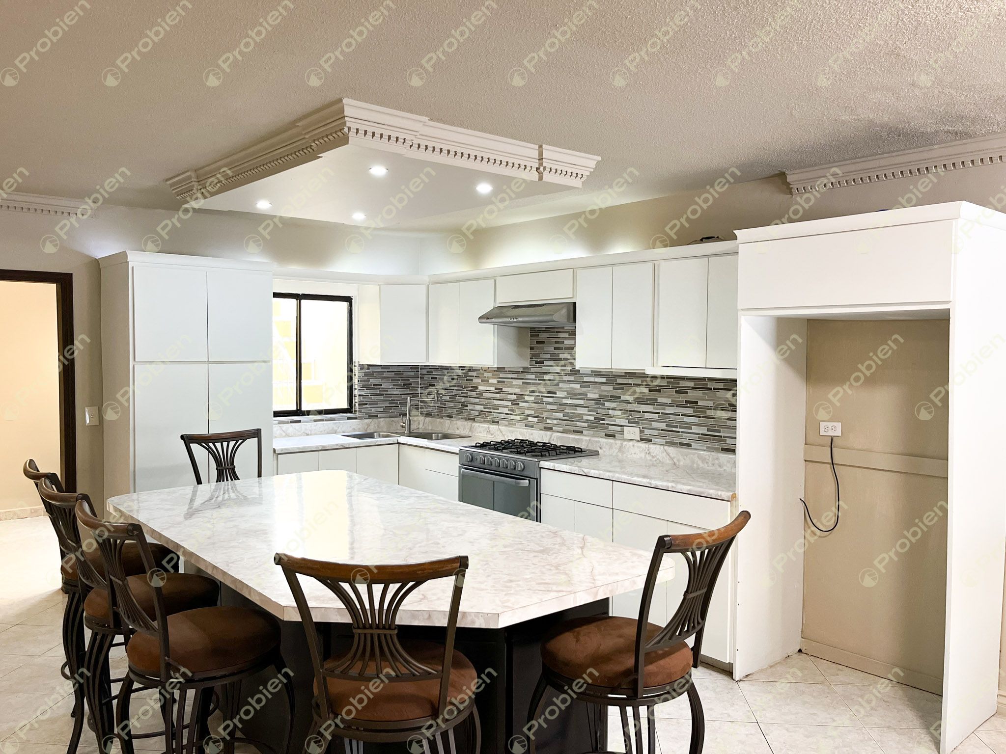 Casa en Renta en Playas de Tijuana Sección El Dorado con Paneles Solares y 4 Recámaras - Foto 1 de 15