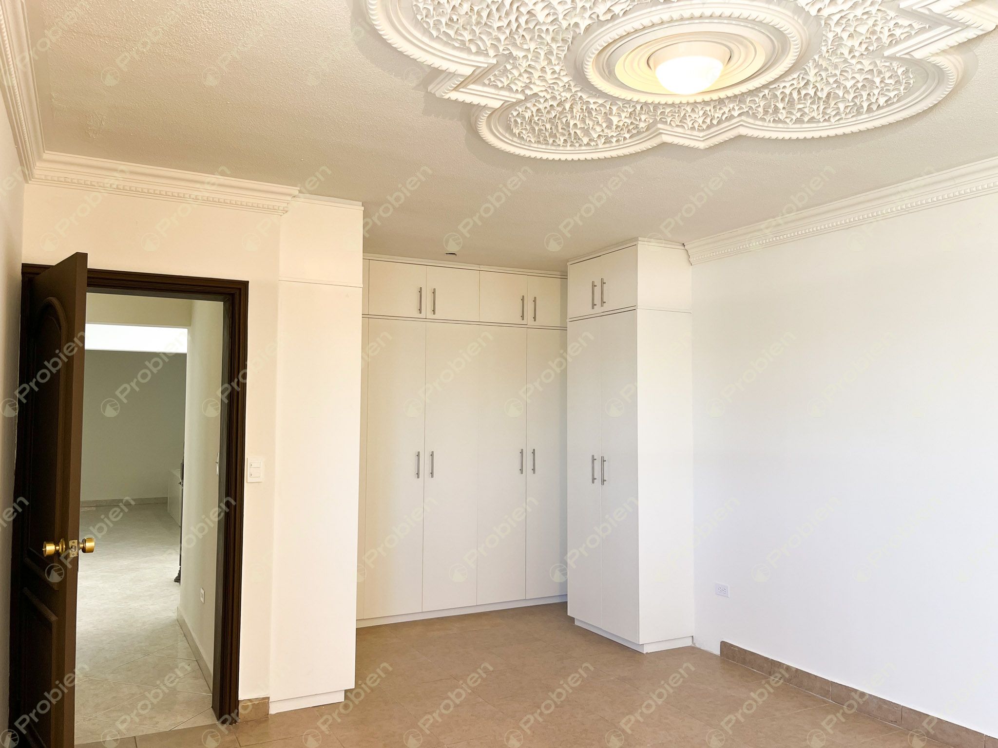 Casa en Renta en Playas de Tijuana Sección El Dorado con Paneles Solares y 4 Recámaras - Foto 9 de 15