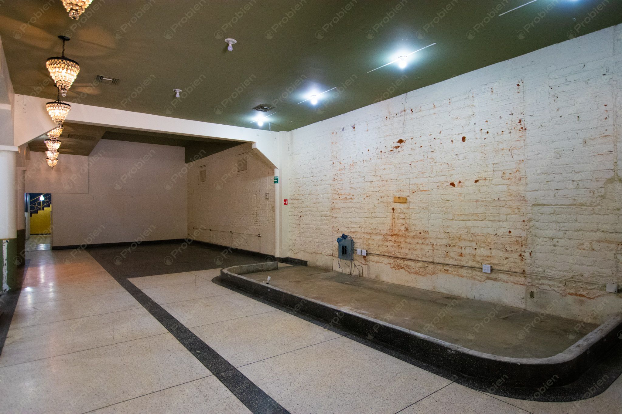 Local Comercial en Renta en Avenida Revolución – ¡Ubicación Estratégica! - Foto 4 de 22