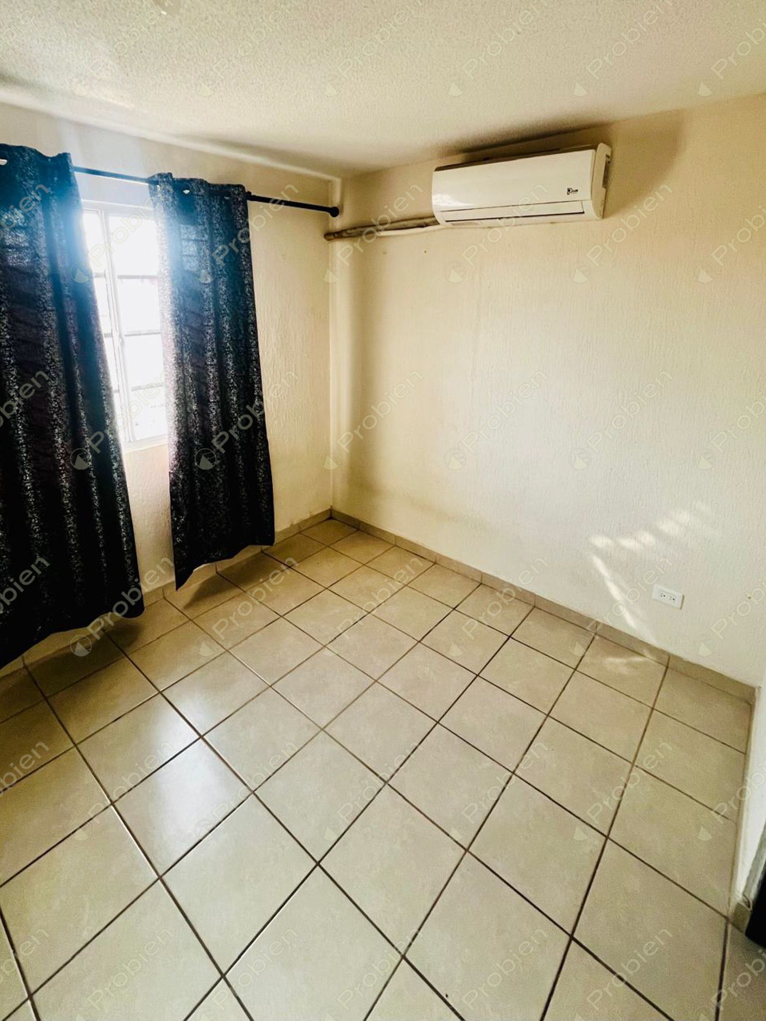 Casa en renta de 2 recámaras en Viñas del Mar, dentro de privada con amenidades - Foto 5 de 8