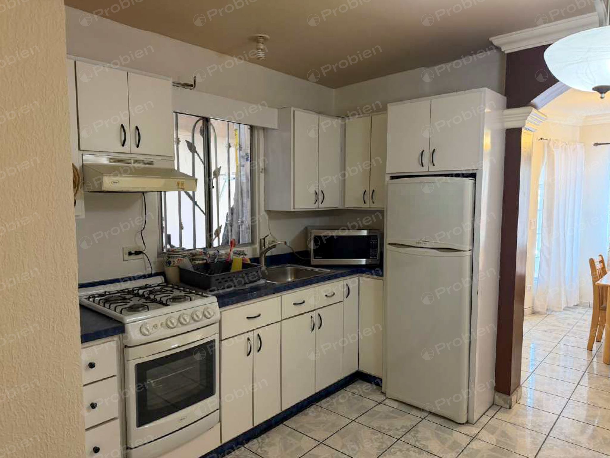 Casa en Renta en Villa Fontana, Tijuana | 3 Recámaras, 2 Baños y Recién Remodelada - Foto 3 de 10