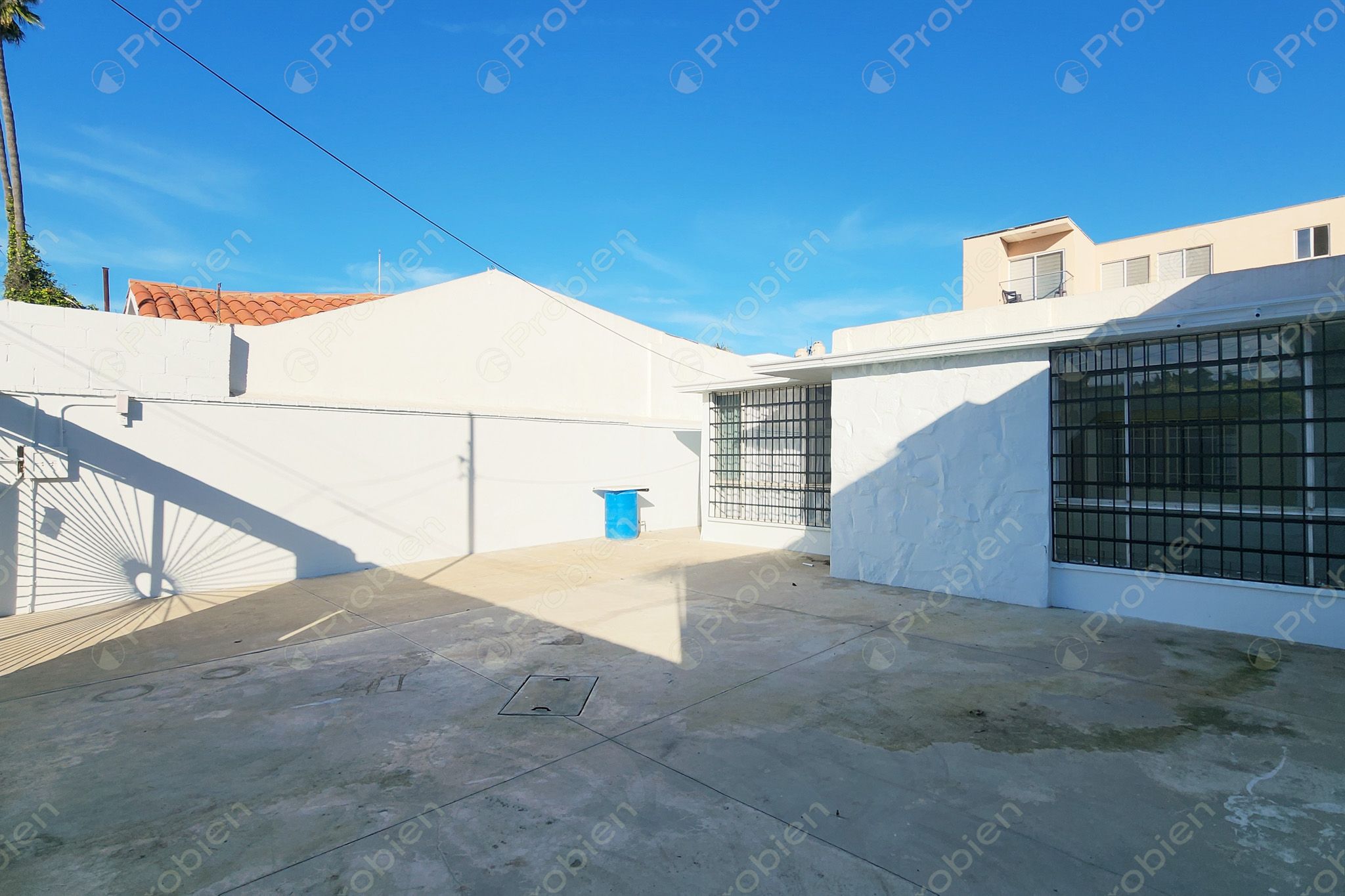 Casa renta en Playas de Tijuana, Calle del Volcán, con amplio patio - Foto 3 de 32